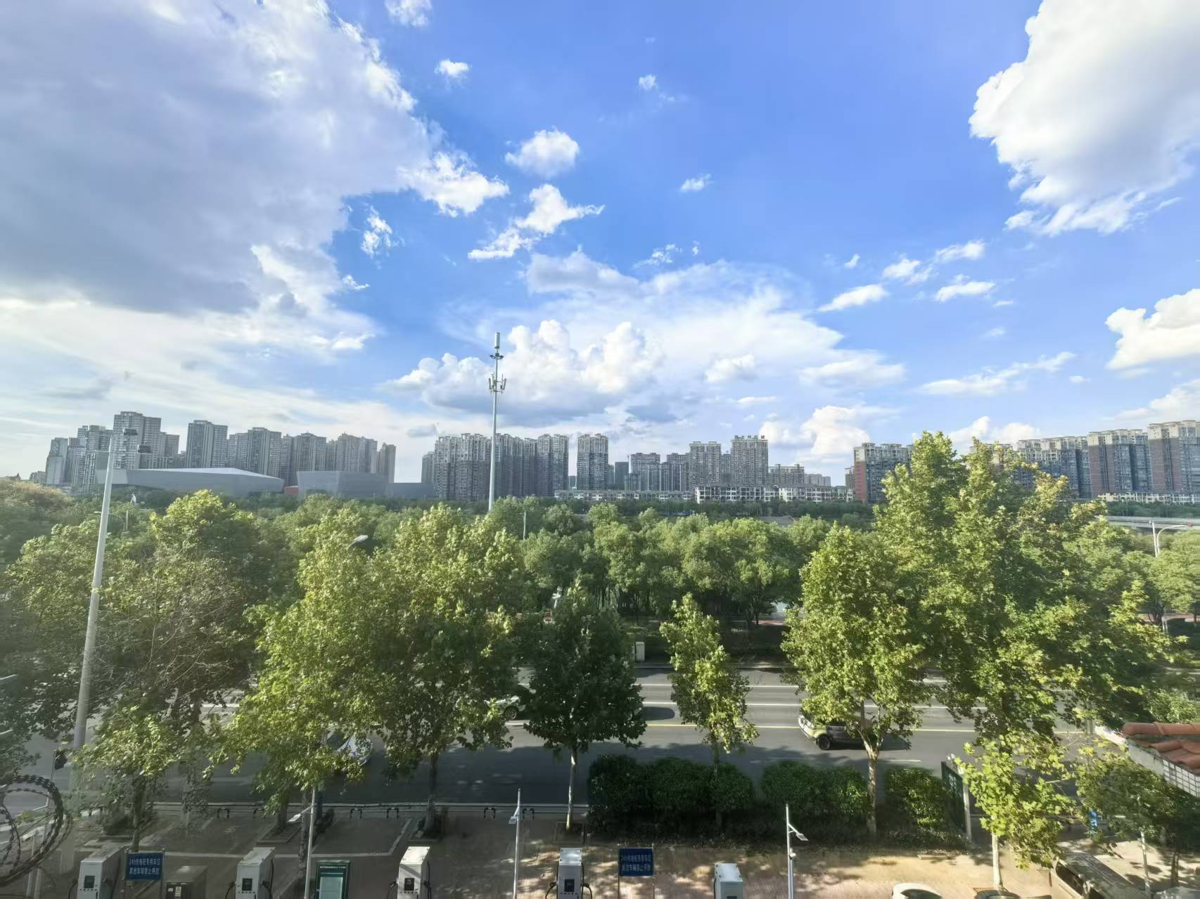 水映豪廷（一，二，三期）  3室2厅2卫    70.0万室内图1