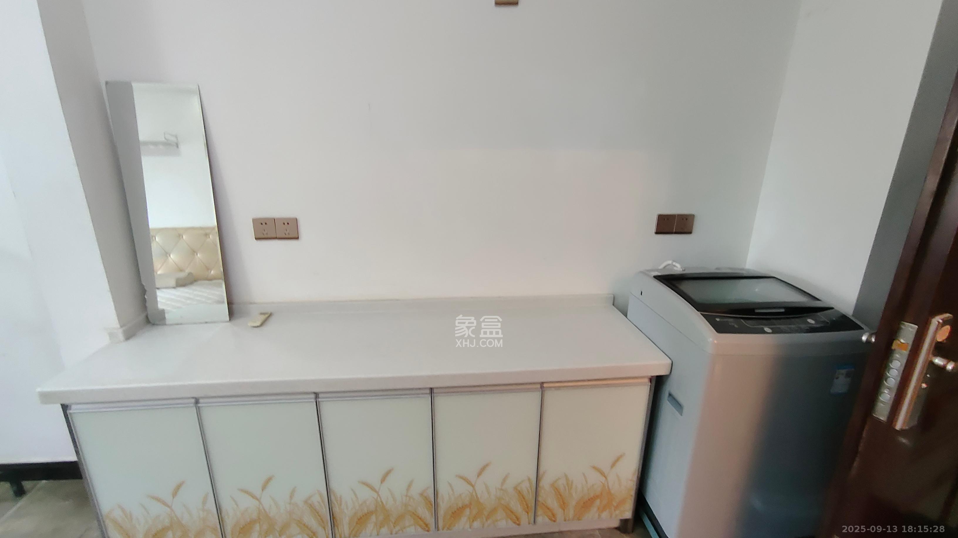 湘熙水郡(观澜海赋家园)  1室1厅1卫    1200.0元/月 湘熙水郡(观澜海赋家园)  1室1厅1卫    1200.0元/月室内图