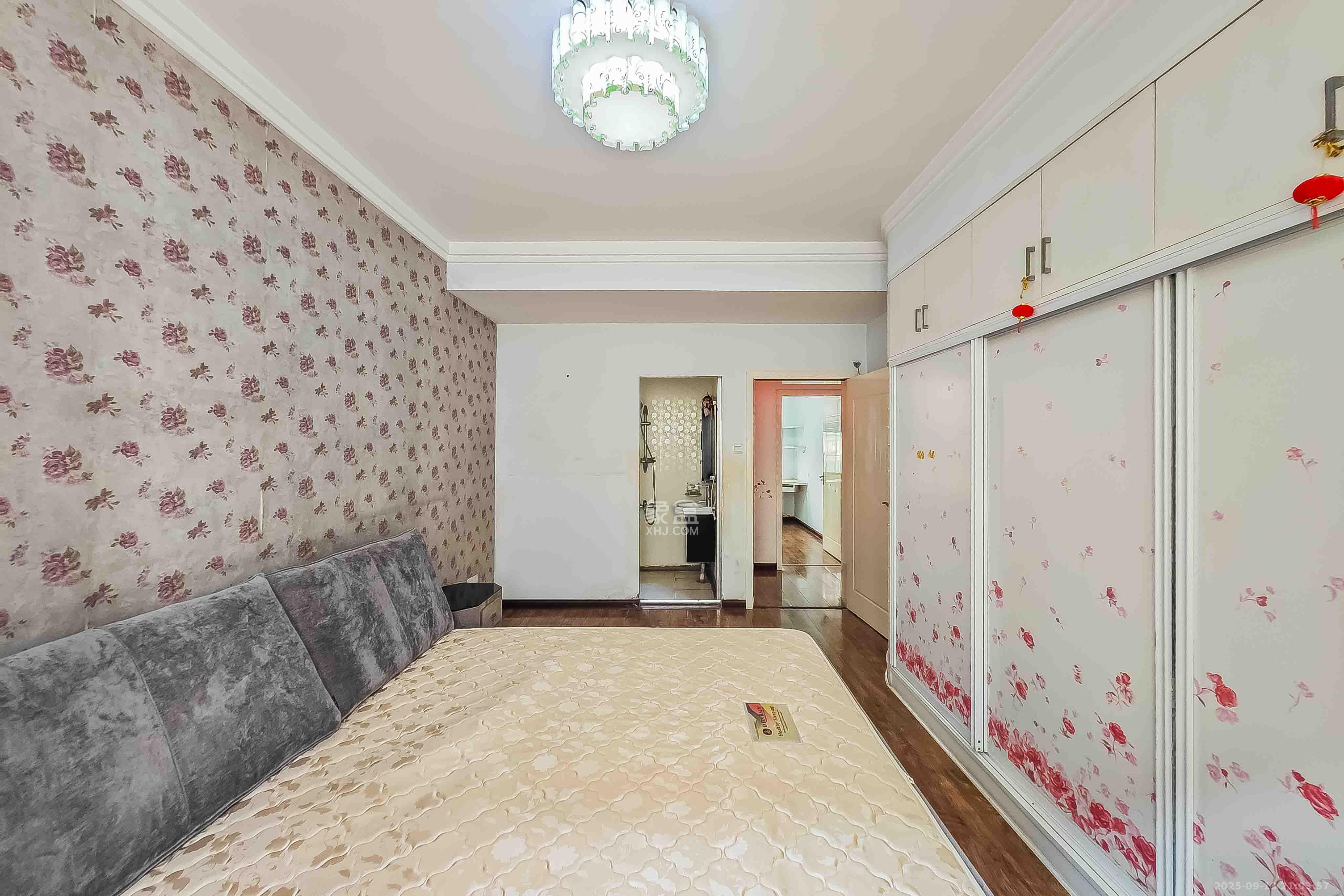 湘核佳苑  3室2厅2卫    90.0万 湘核佳苑  3室2厅2卫    90.0万卧室