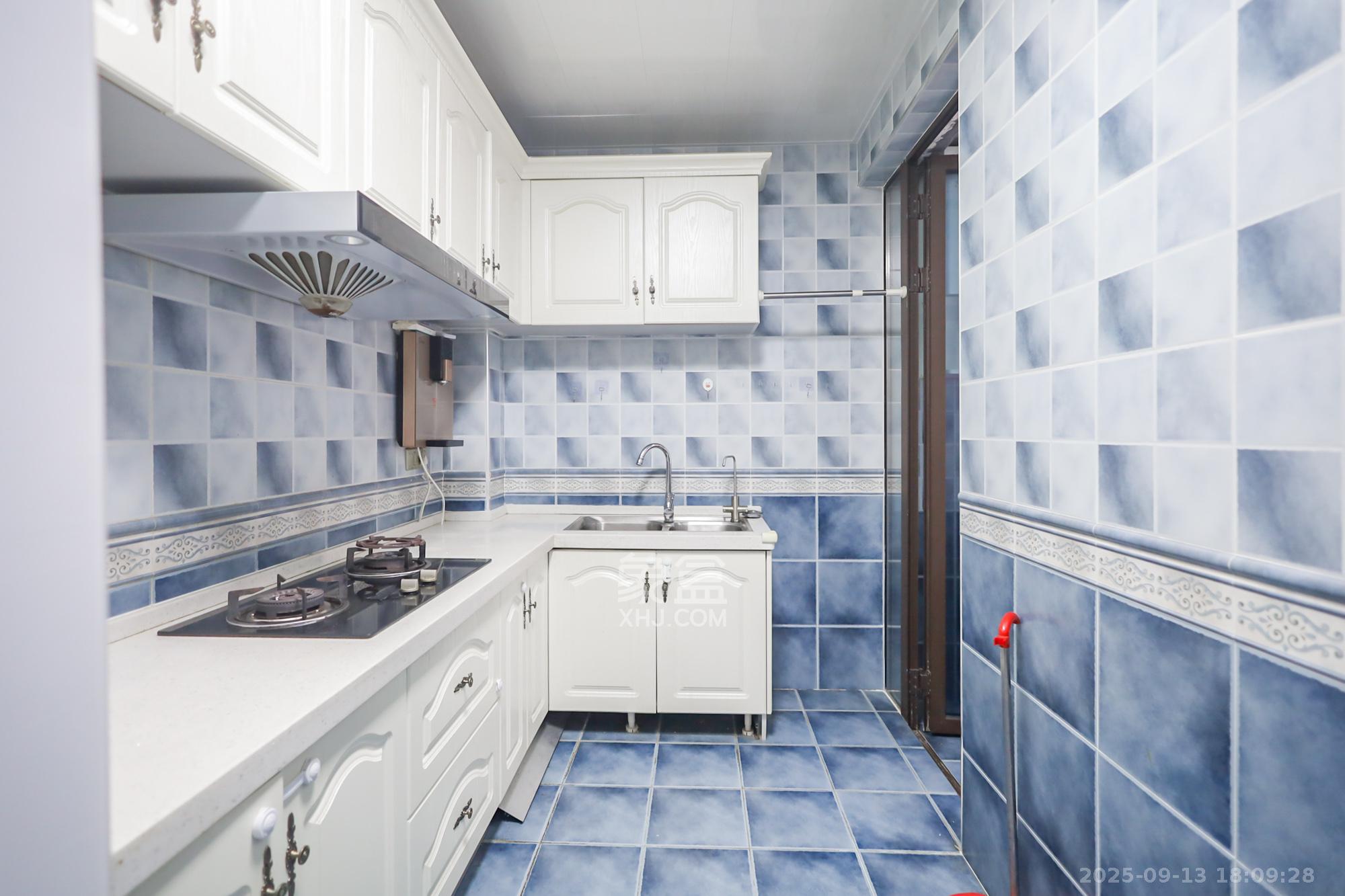 世茂外滩里(世茂铂翠湾三期) 3室2厅1卫 165.0万 世茂外滩里(世茂铂翠湾三期) 3室2厅1卫 165.0万卫生间