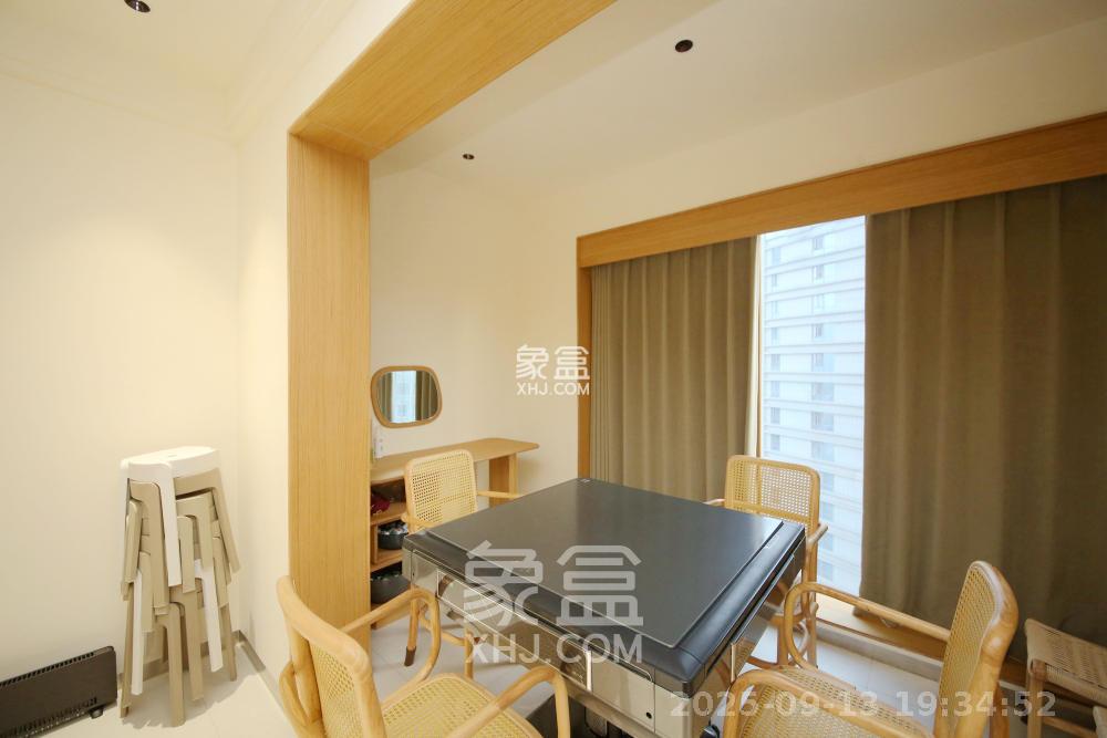阳光城檀悦  4室2厅2卫   6000.00元/月室内图