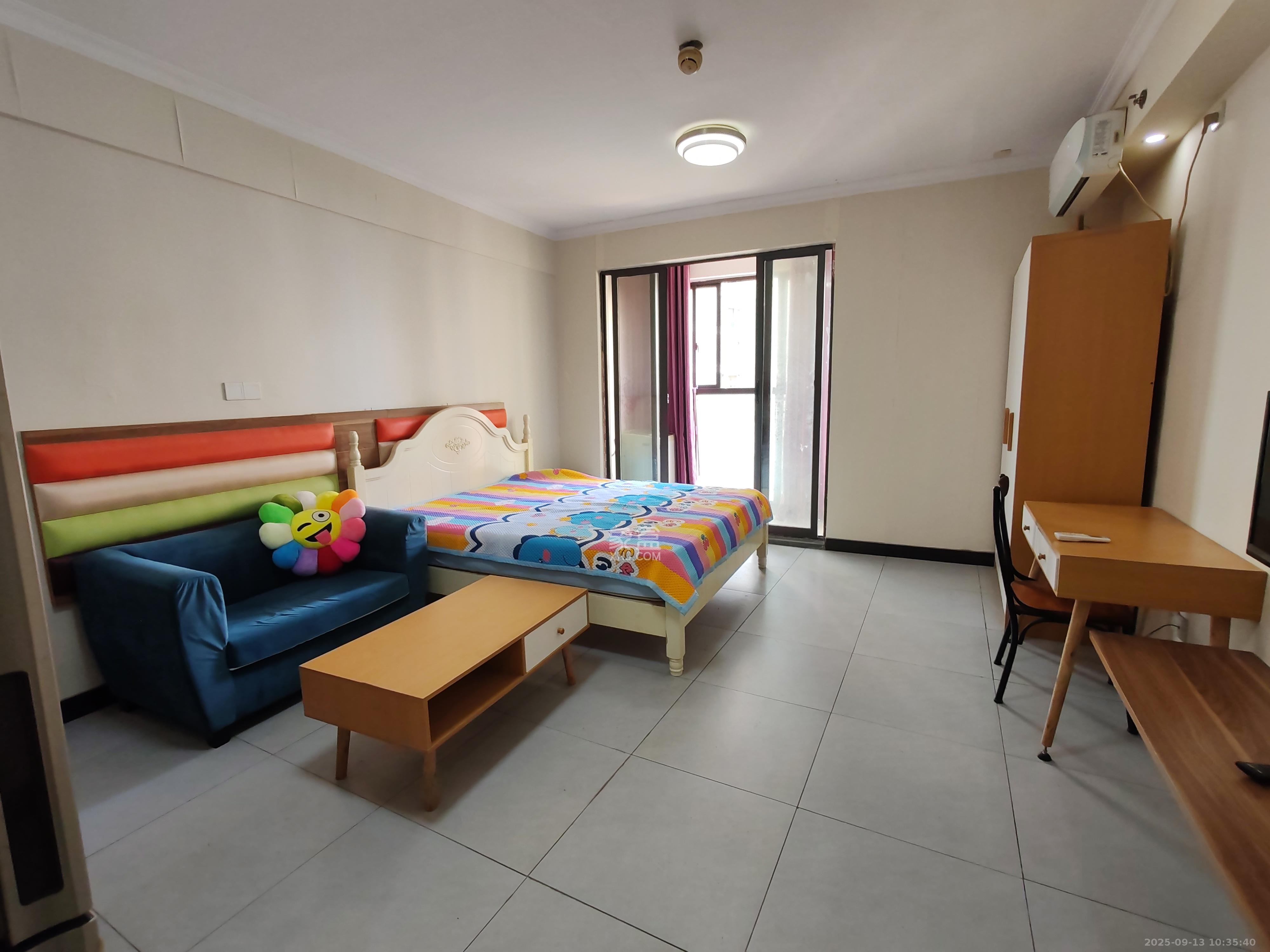 钱隆樽品(一、二、三期)  1室1厅1卫    1300.0元/月室内图