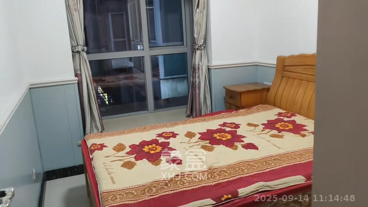 五一中央领御 2室1厅1卫 3400.0元/月 五一中央领御 2室1厅1卫 3400.0元/月室内图