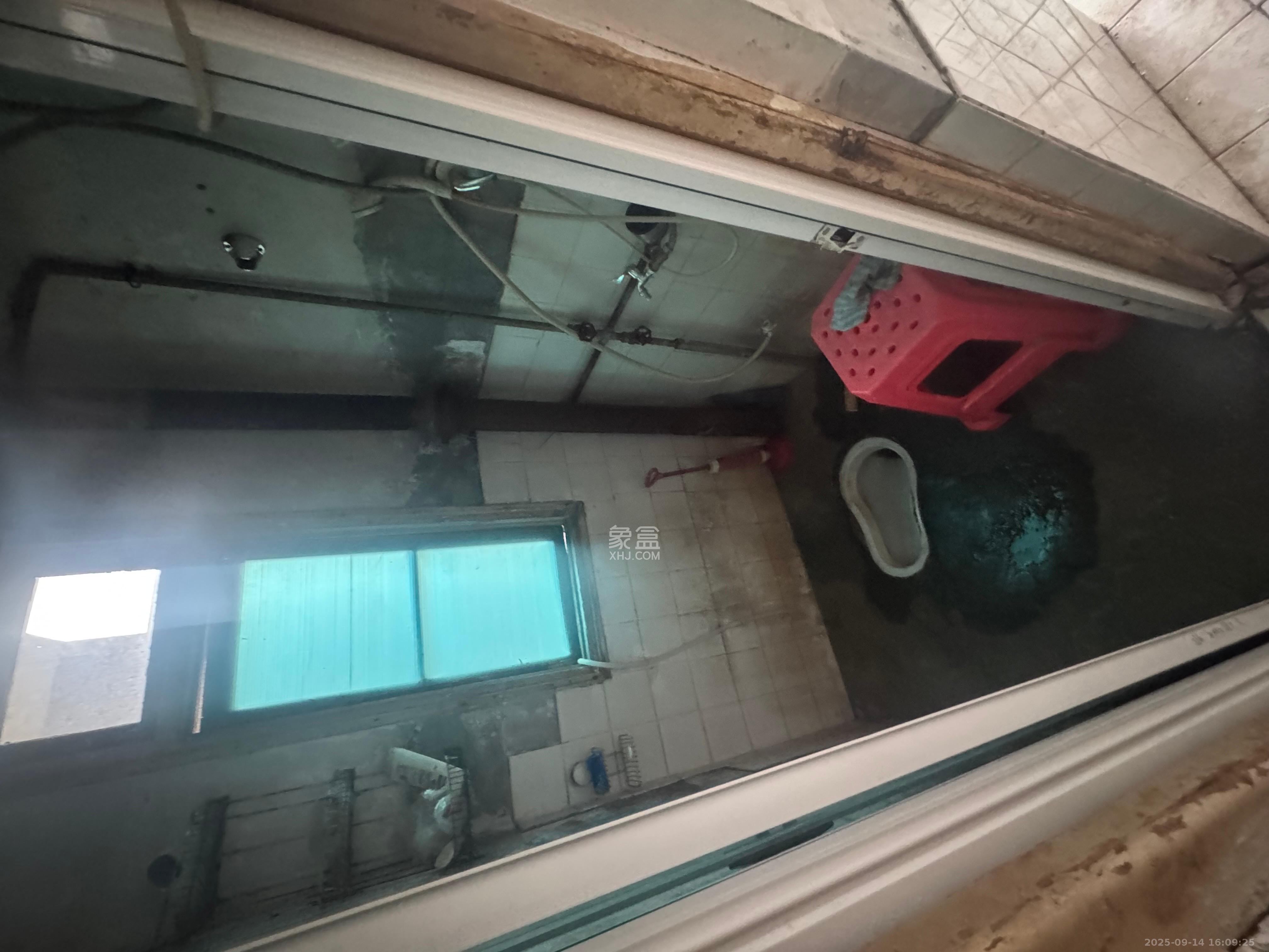 长坡社区 2室1厅1卫 1000.0元/月 长坡社区 2室1厅1卫 1000.0元/月室内图