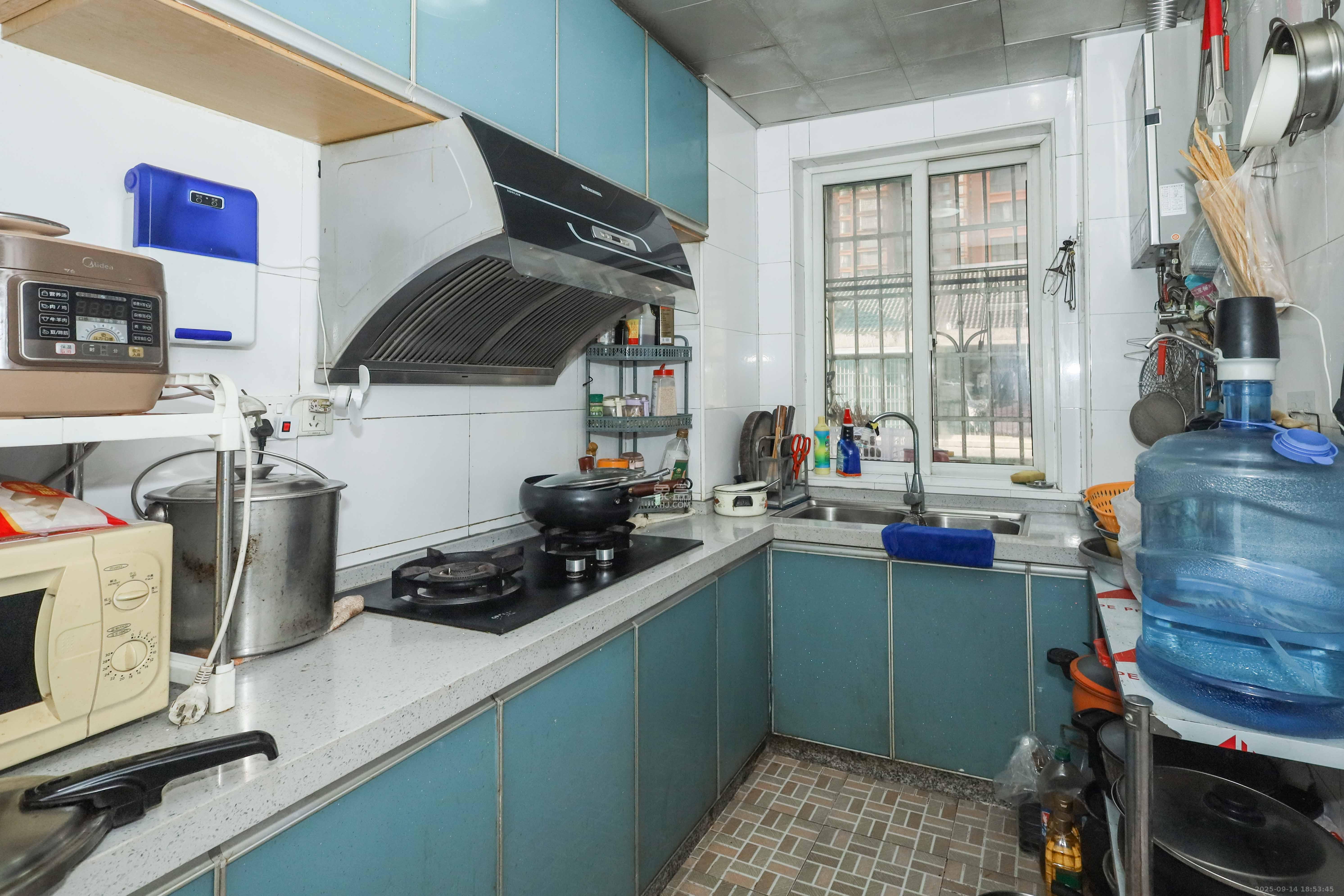 桔洲新苑(桔洲印象) 3室2厅1卫 42.0万 桔洲新苑(桔洲印象) 3室2厅1卫 42.0万厨房