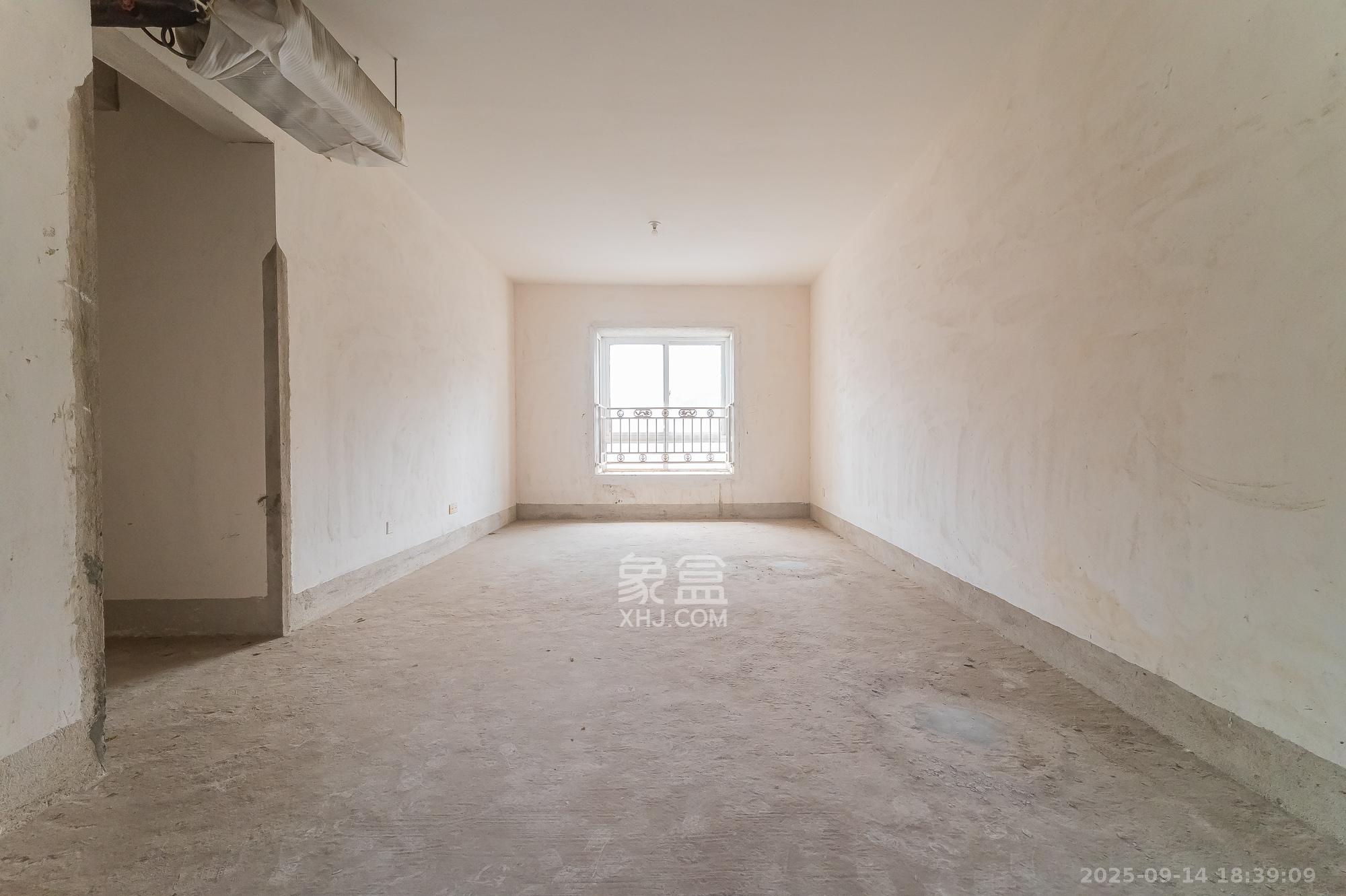 陶然居  4室2厅2卫    162.0万其他