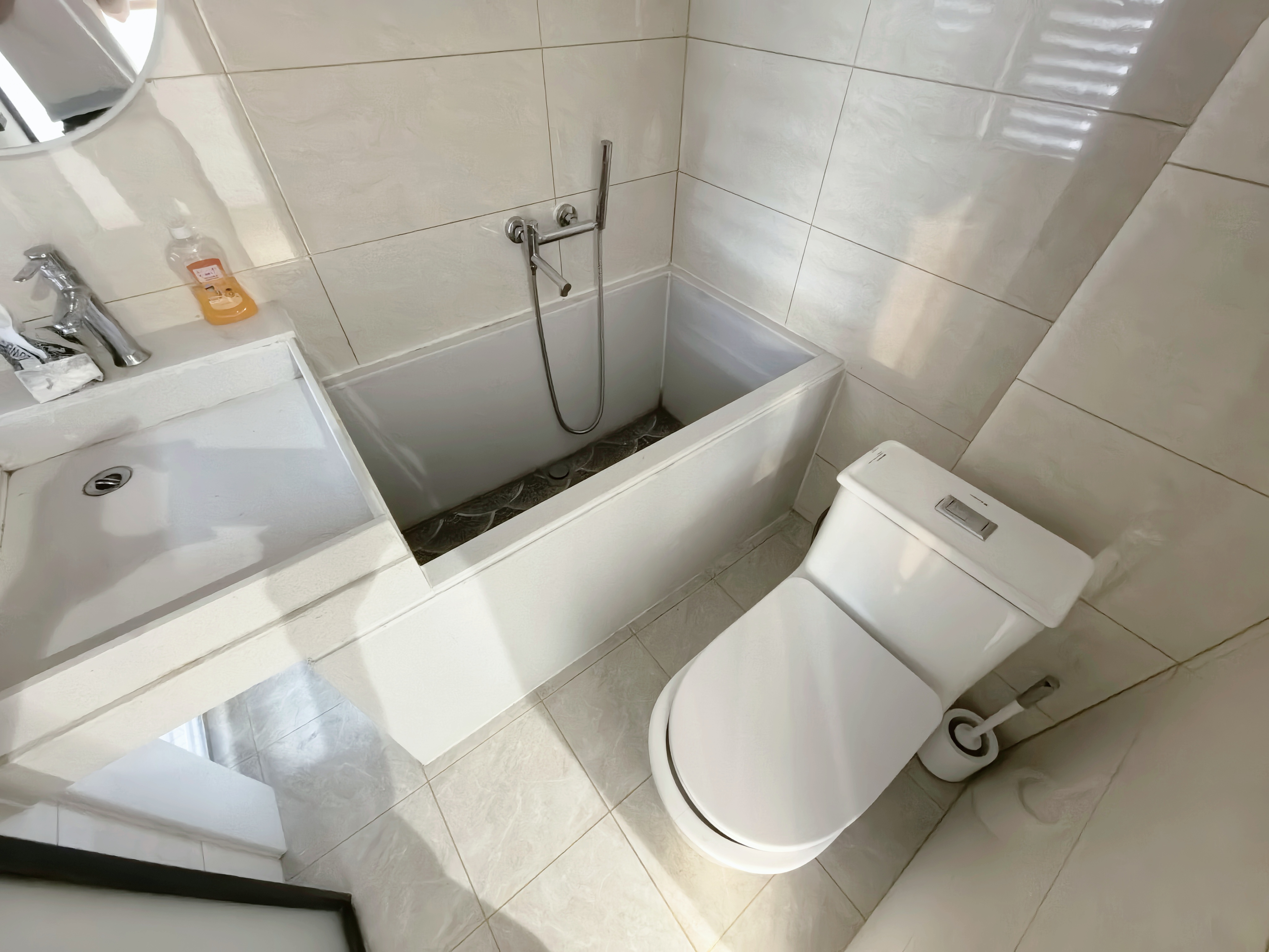 金龙城市广场二期  2室2厅1卫    3000.0元/月 金龙城市广场二期  2室2厅1卫    3000.0元/月室内图