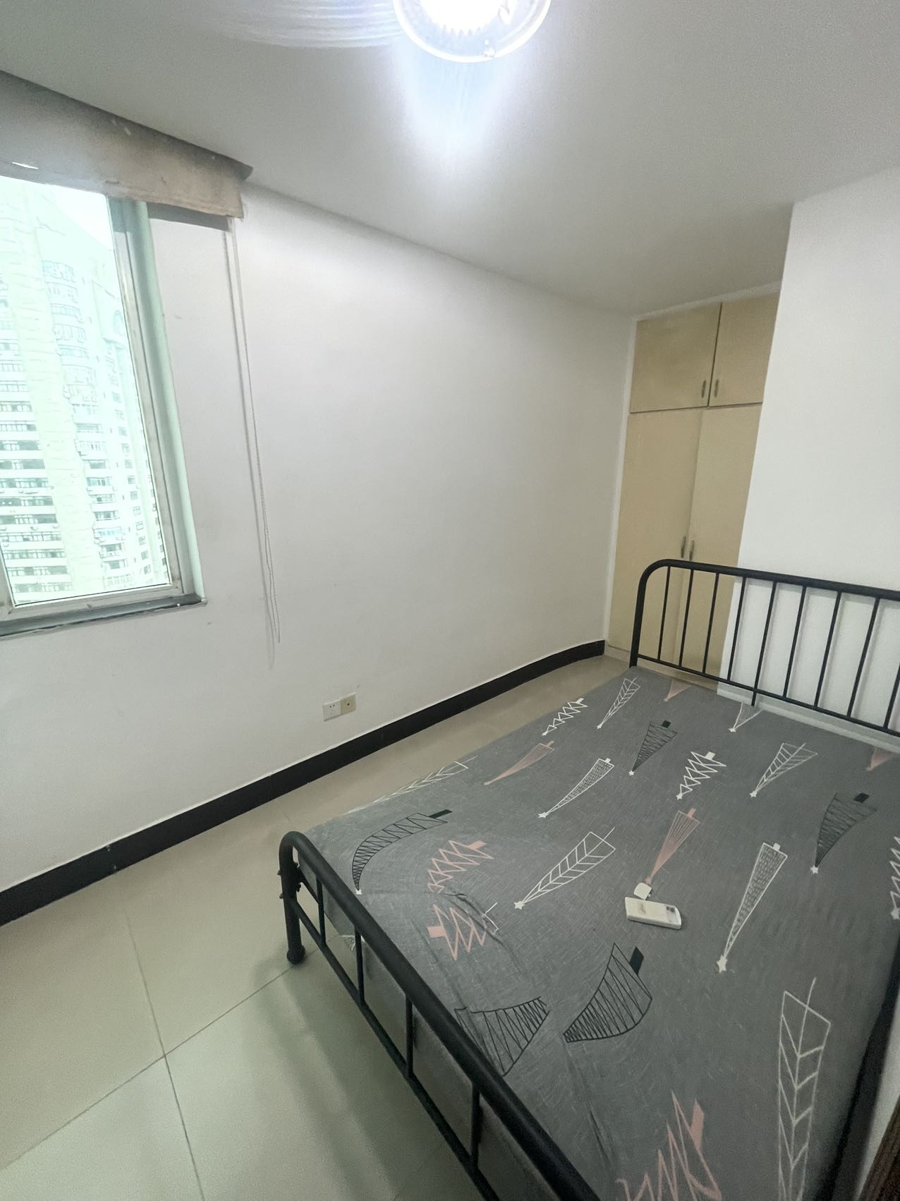 国贸经典 1室2厅1卫 2300.0元/月 国贸经典 1室2厅1卫 2300.0元/月室内图