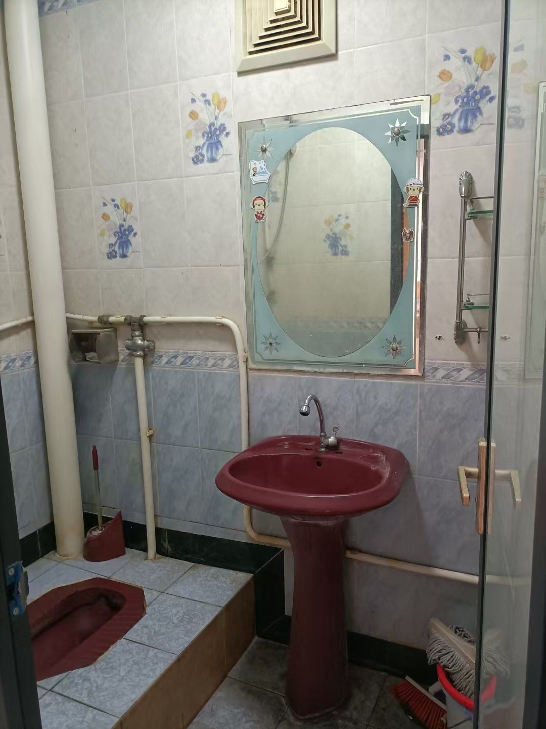 侨中里66号(移动公司住宅小区) 3室2厅2卫 2000.0元/月 侨中里66号(移动公司住宅小区) 3室2厅2卫 2000.0元/月室内图