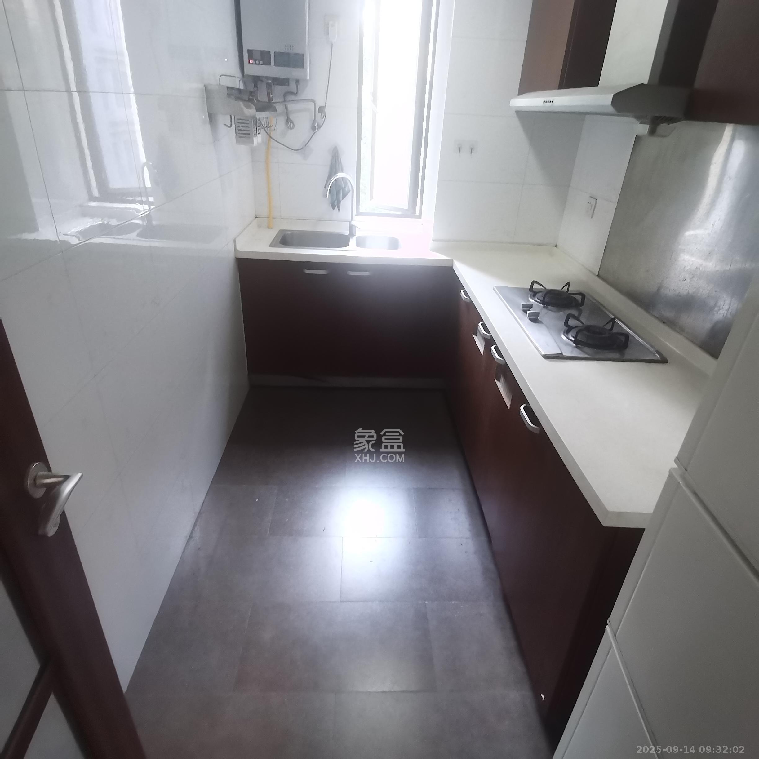 万科金域华府一期 3室2厅1卫 2200.0元/月 万科金域华府一期 3室2厅1卫 2200.0元/月室内图