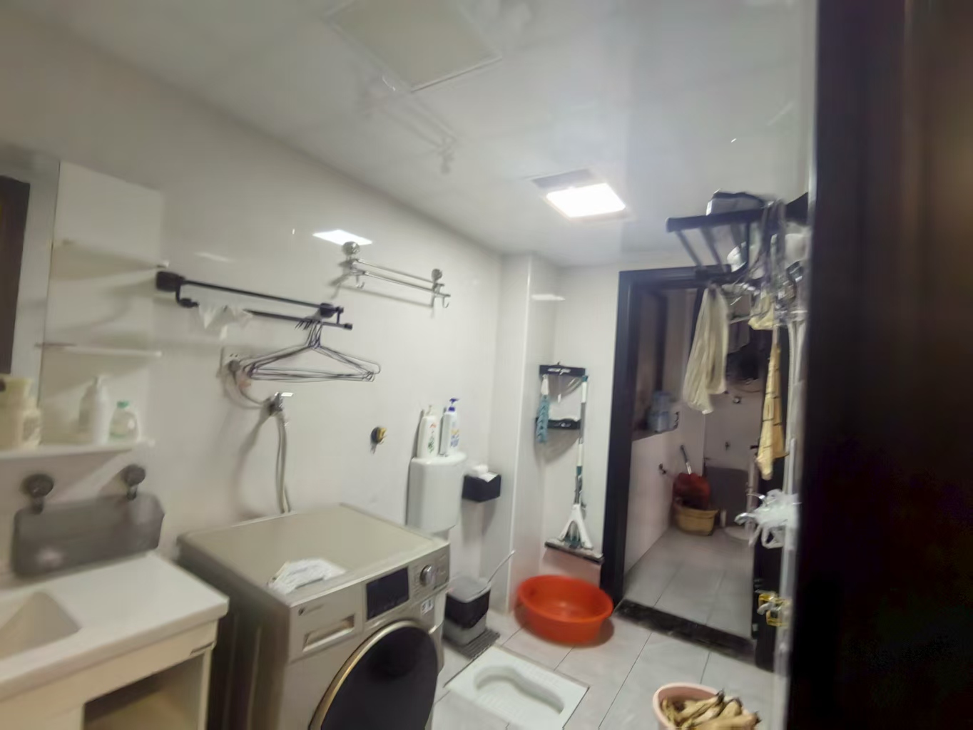 湾田和悦  3室2厅2卫    67.8万 湾田和悦  3室2厅2卫    67.8万客厅