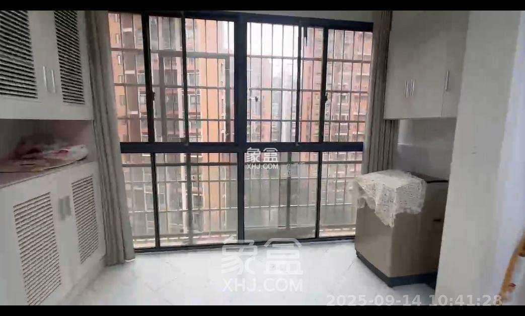 湘府十城(汇财御景湾新寓,汇财国际) 2室2厅1卫 2000.0元/月 湘府十城(汇财御景湾新寓,汇财国际) 2室2厅1卫 2000.0元/月室内图