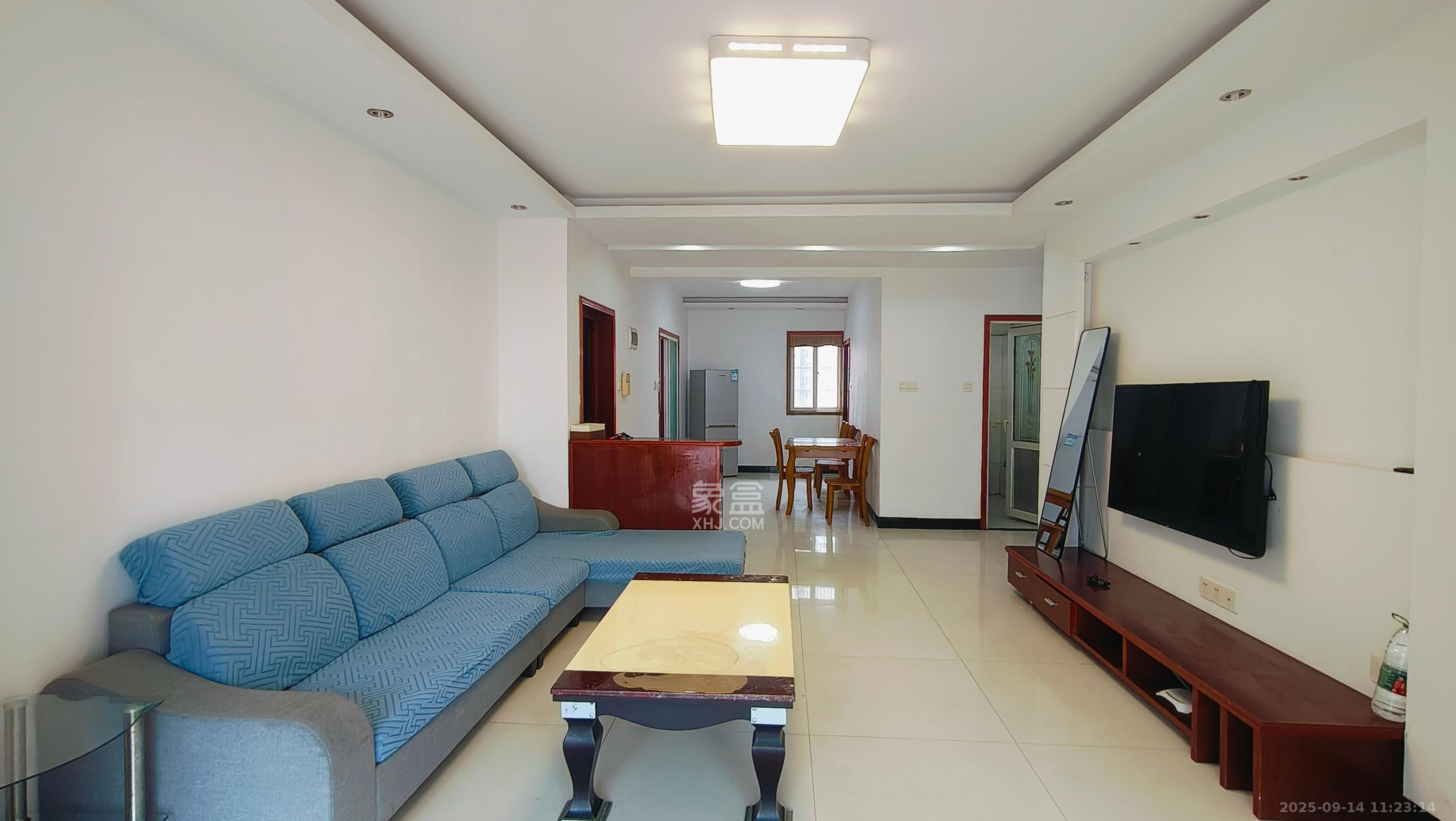 紫晶城 3室2厅2卫 1800.0元/月 紫晶城 3室2厅2卫 1800.0元/月室内图