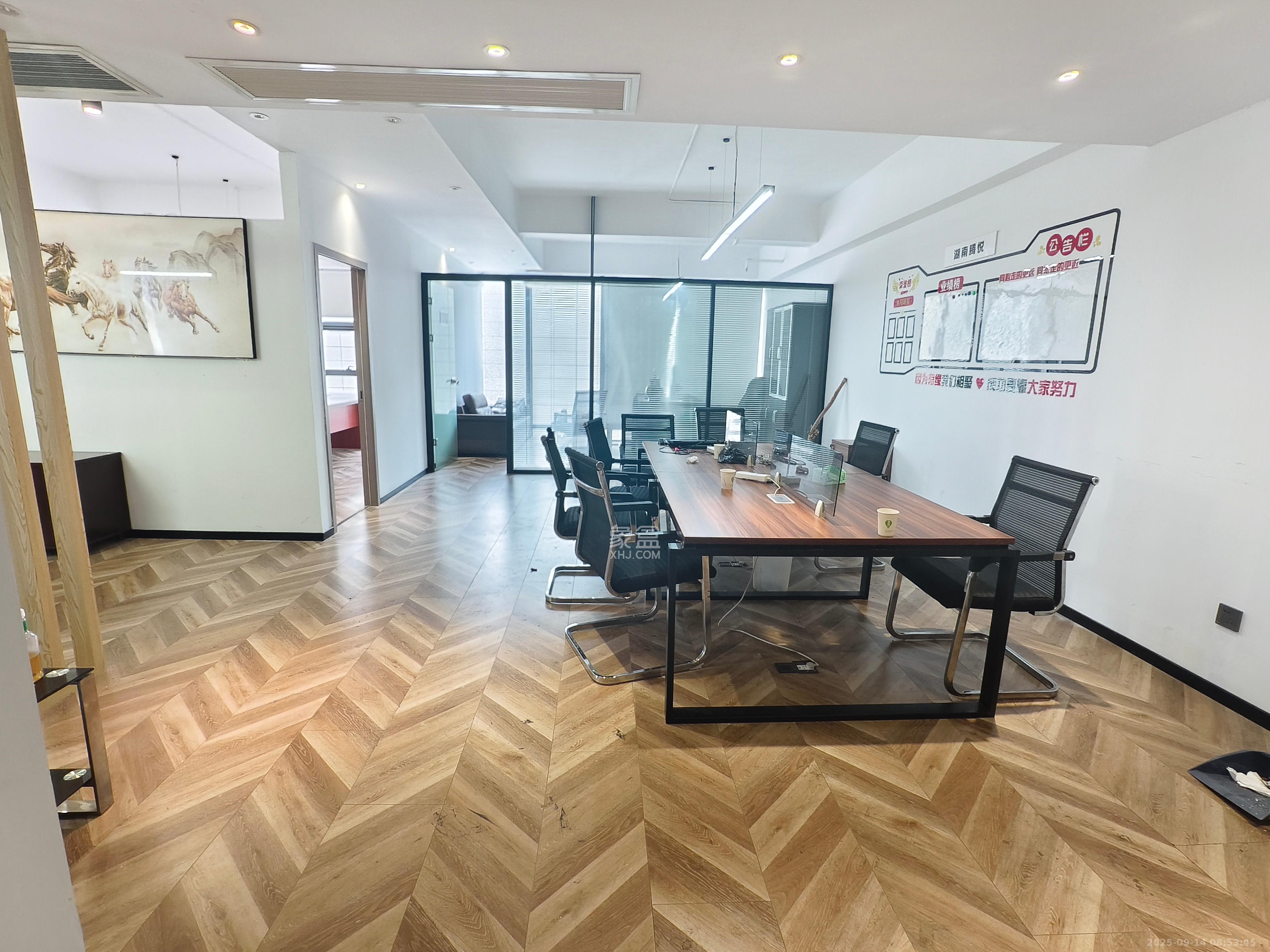 汇一城(汇壹公馆) 1室1厅1卫 1800.0元/月 汇一城(汇壹公馆) 1室1厅1卫 1800.0元/月室内图