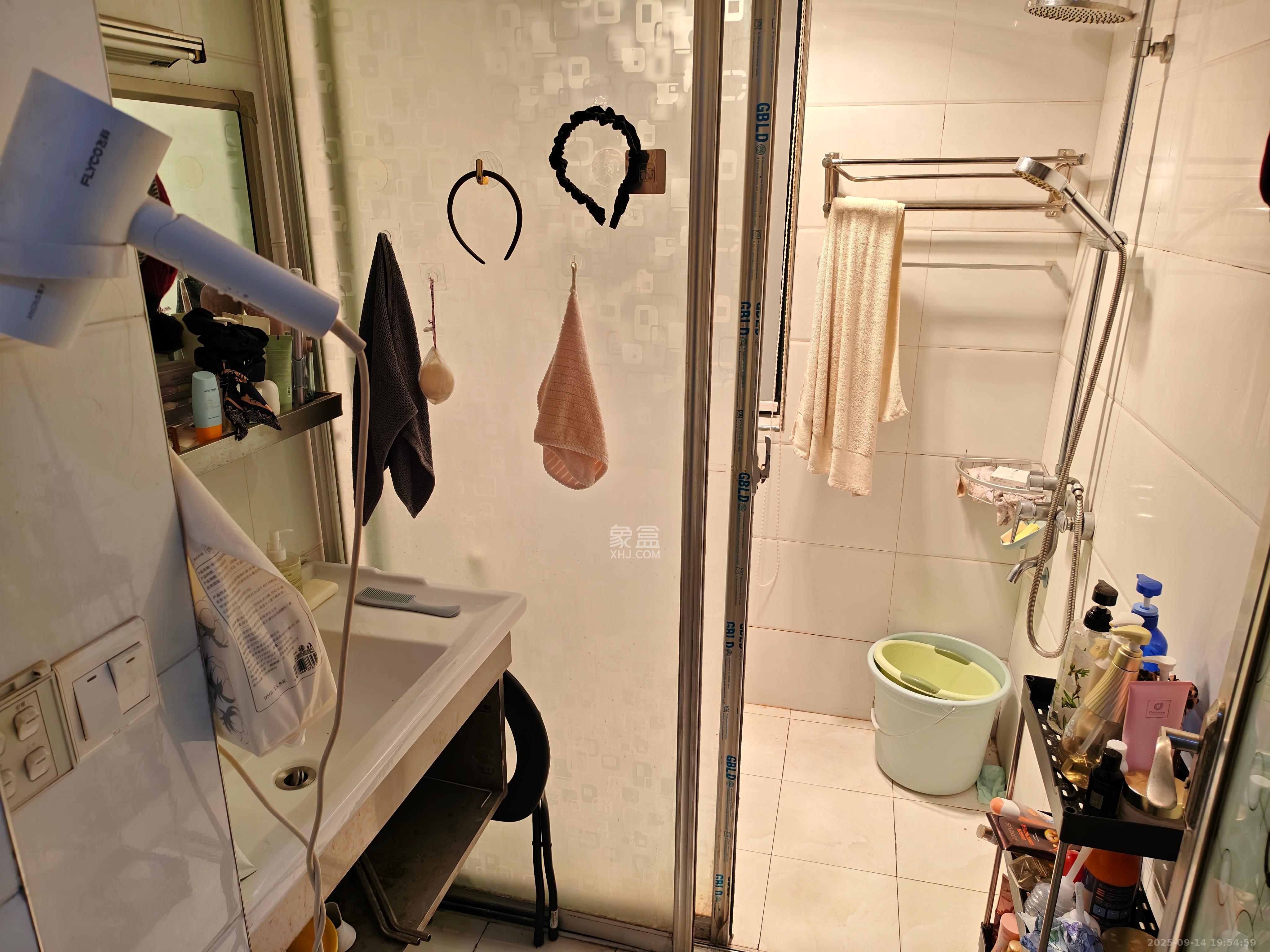 兴威帕克水岸  3室2厅1卫    2200.0元/月室内图