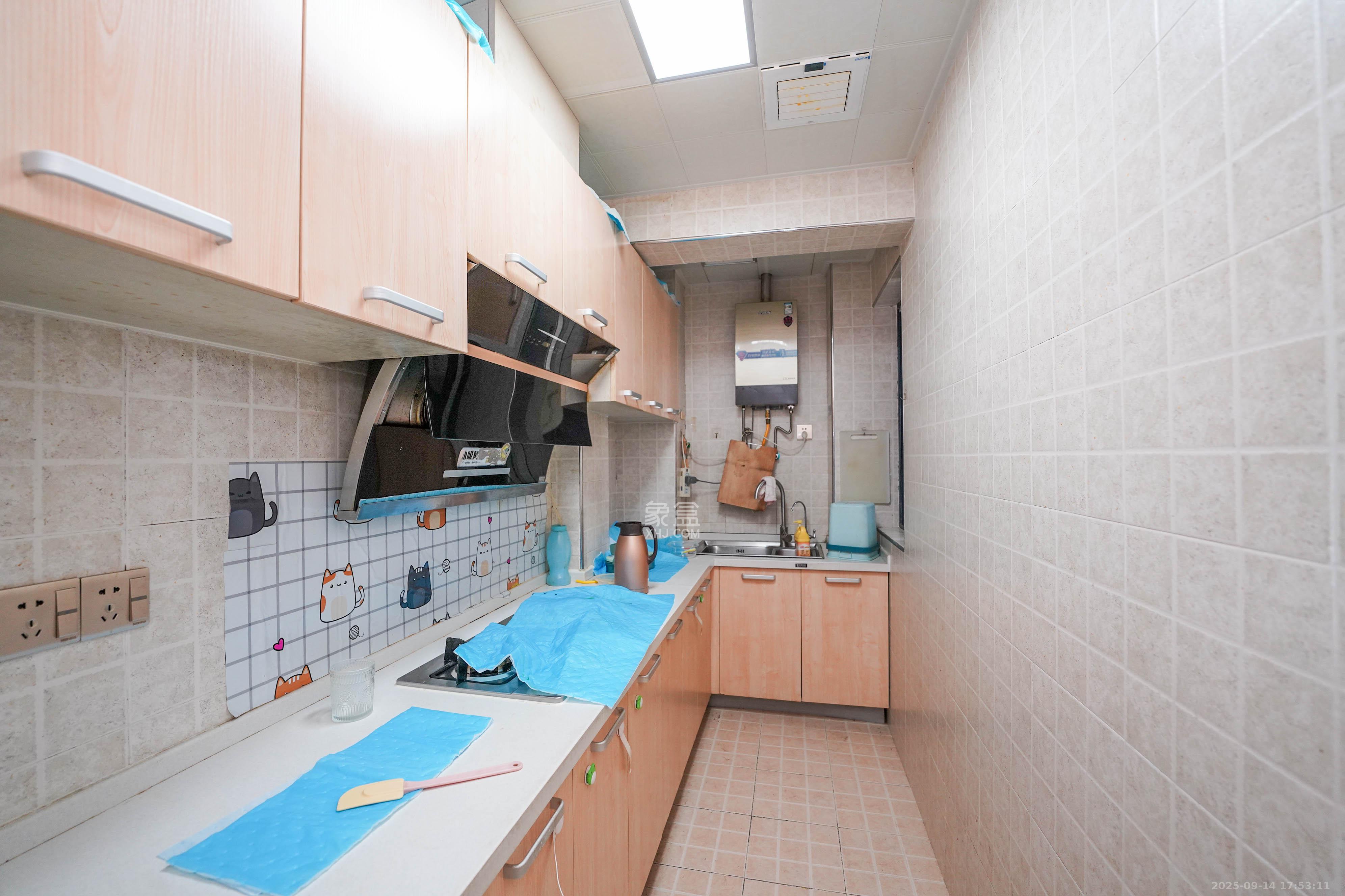 金谷豪庭  2室2厅1卫    48.0万厨房