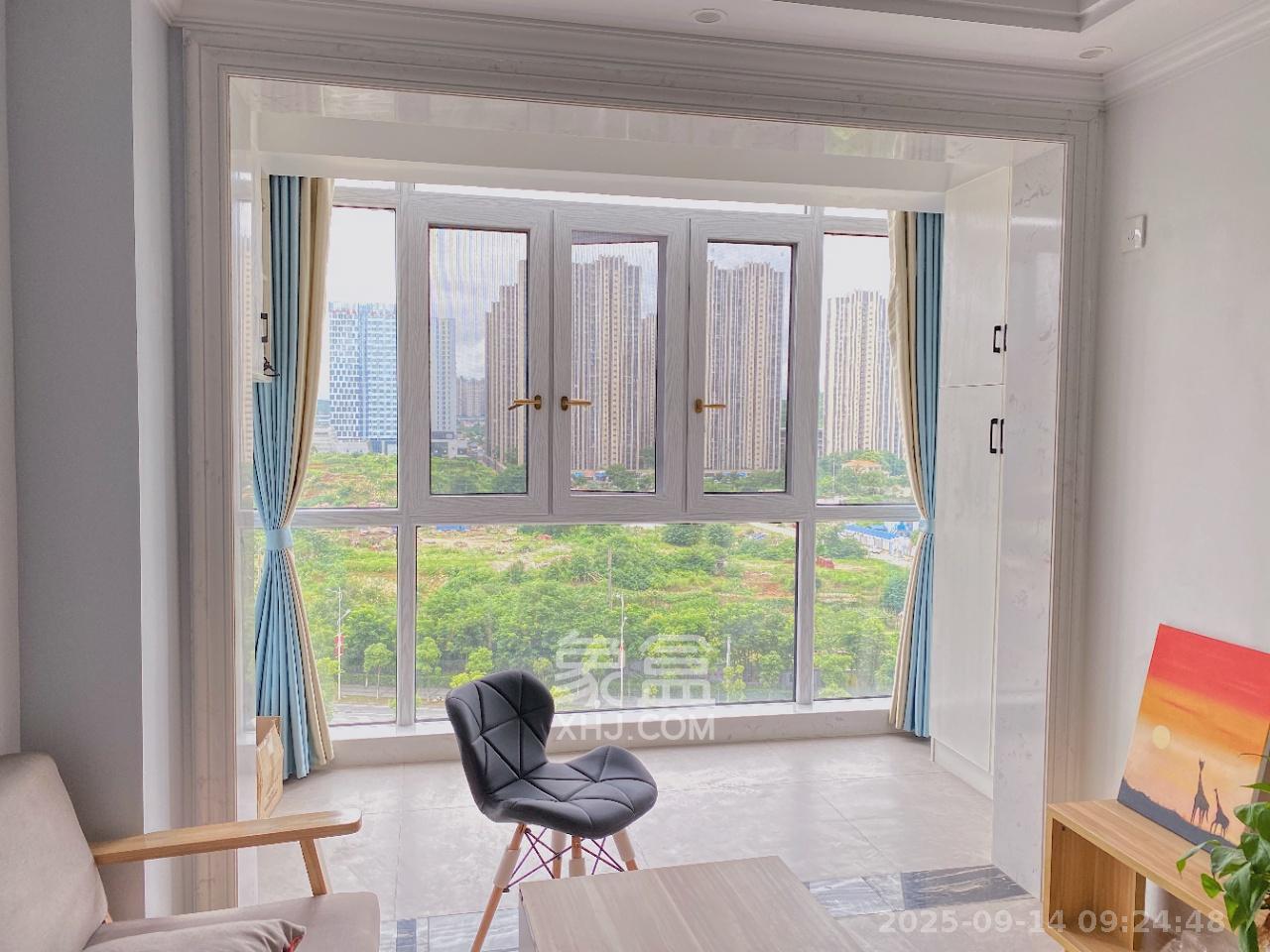 金轮星光名座  2室2厅1卫    2100.0元/月 金轮星光名座  2室2厅1卫    2100.0元/月室内图