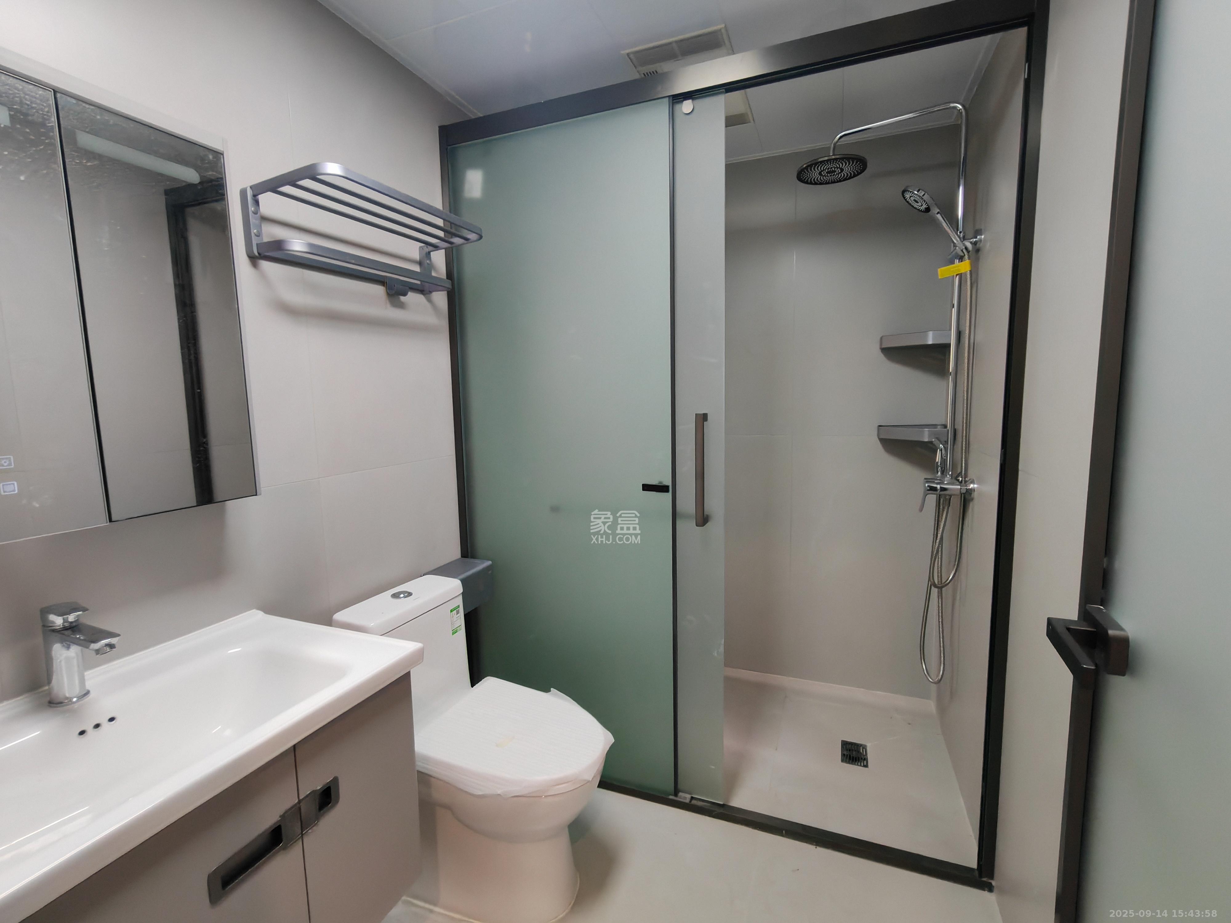 中梁星都荟 4室2厅2卫 2680.0元/月 中梁星都荟 4室2厅2卫 2680.0元/月室内图