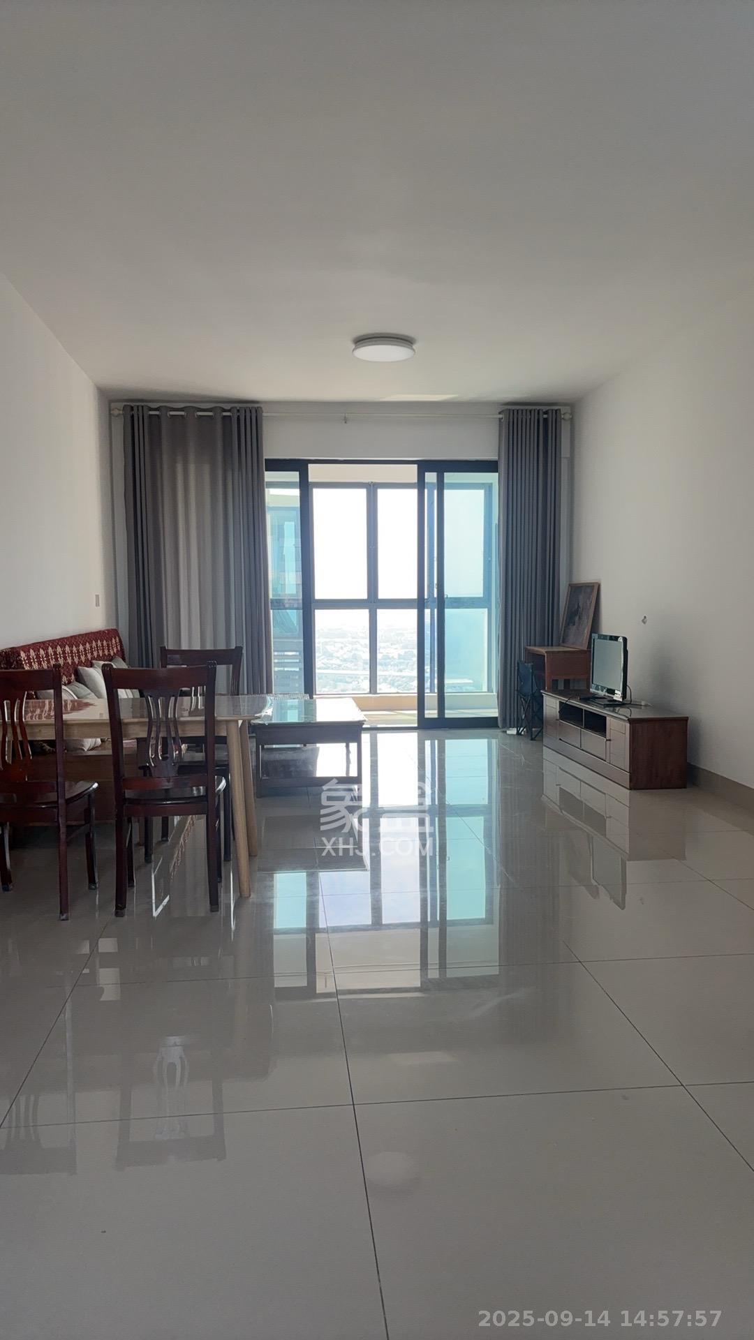 财汇新天地(财汇商务广场)  4室2厅2卫    2600.0元/月 财汇新天地(财汇商务广场)  4室2厅2卫    2600.0元/月