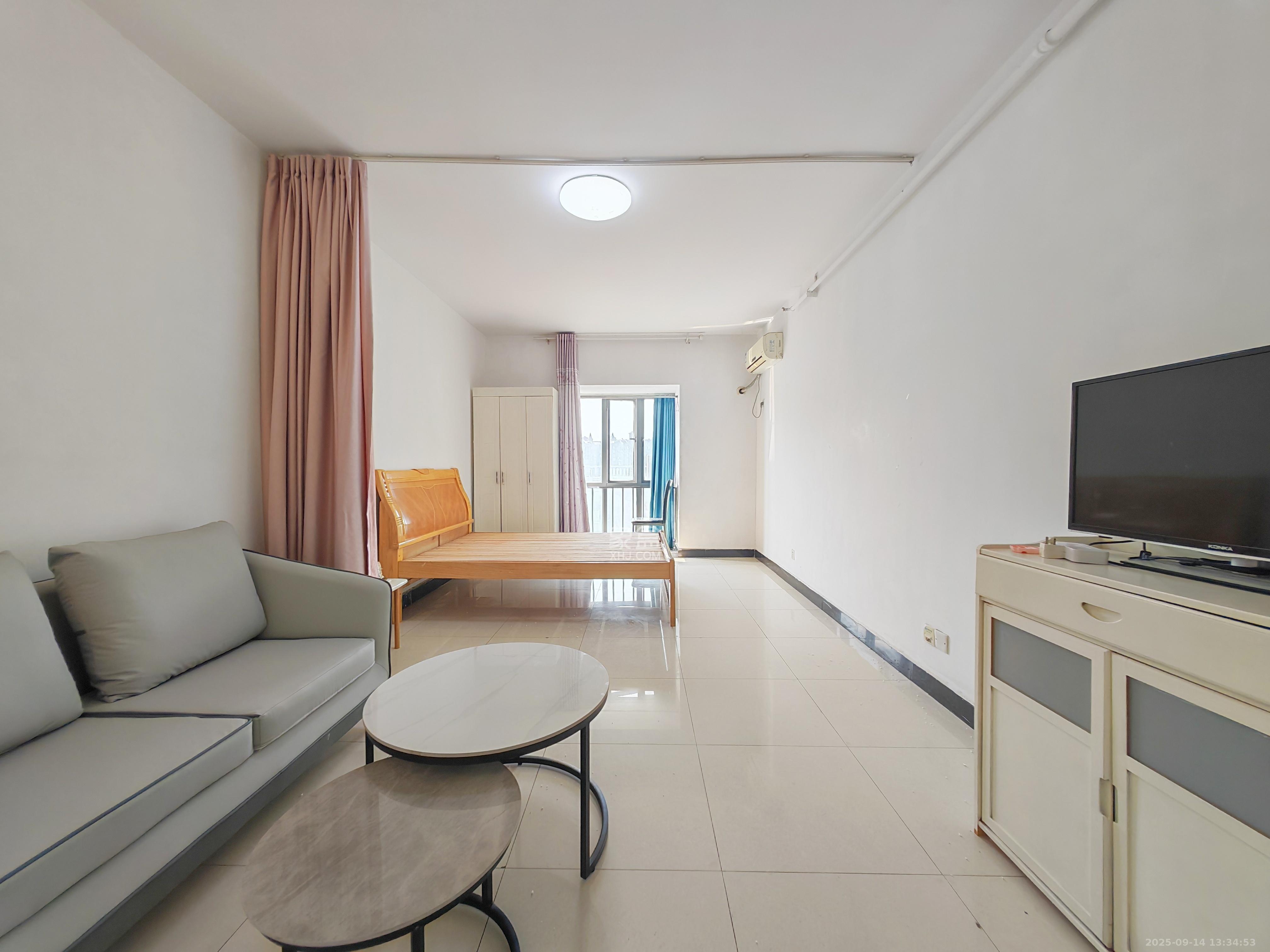 湘府东苑  1室1厅1卫    1200.0元/月 湘府东苑  1室1厅1卫    1200.0元/月室内图