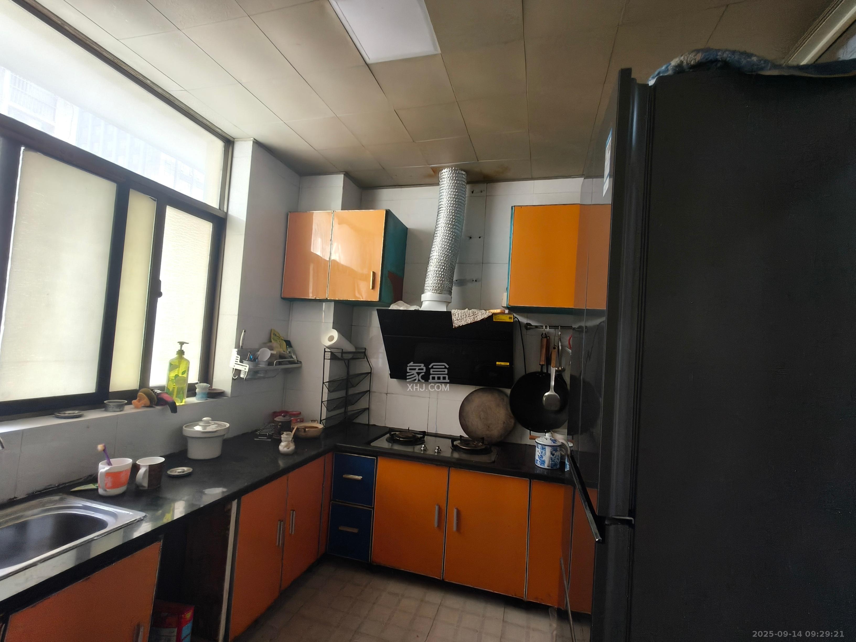 锦湘国际星城二期（锦雅苑）  2室2厅1卫    2000.0元/月室内图