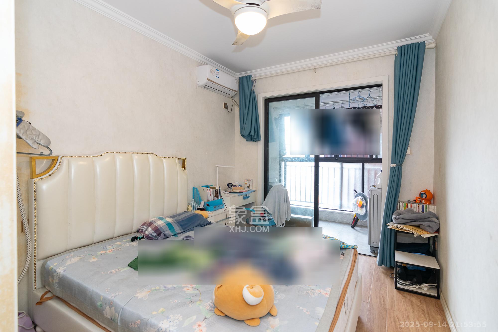 新城国际花都  3室2厅1卫    58.8万 新城国际花都  3室2厅1卫    58.8万卧室