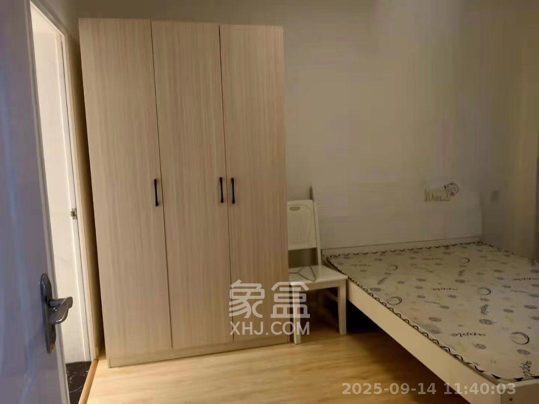保利西海岸B区  3室2厅2卫   3000.00元/月室内图