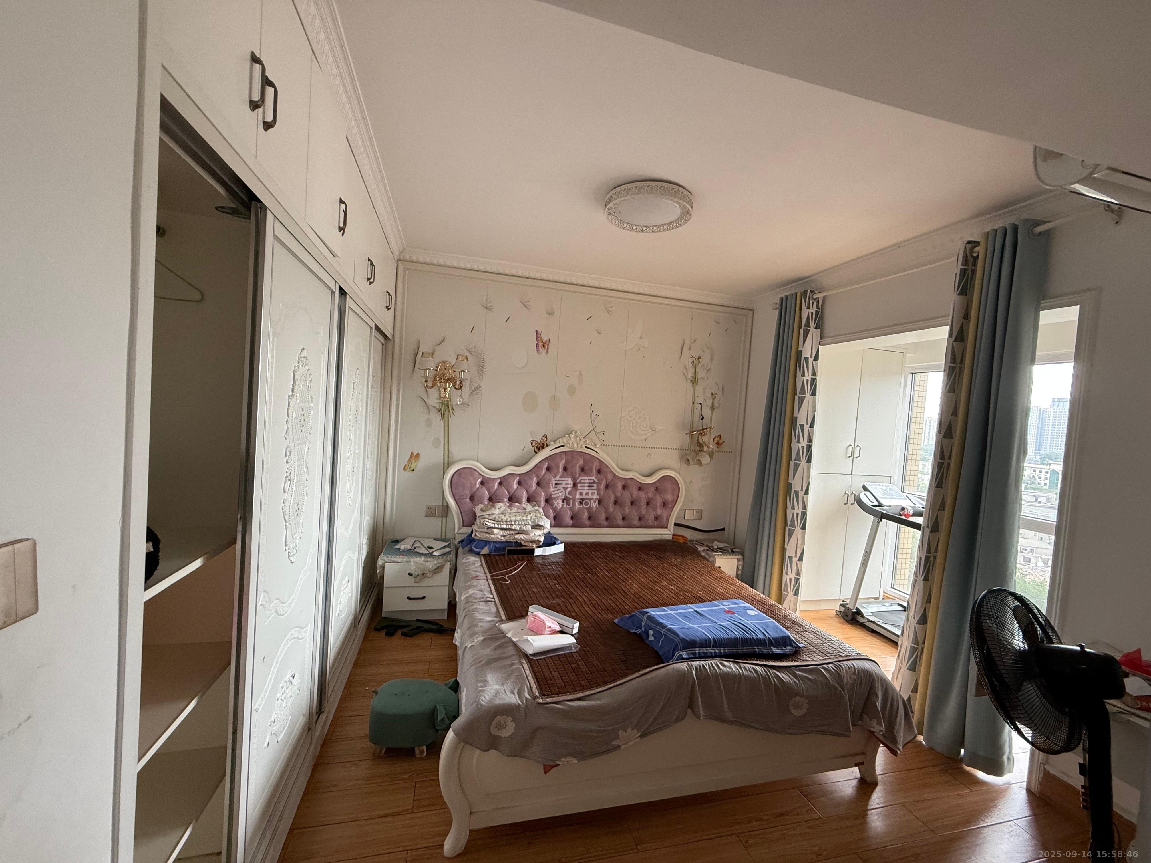 叠彩兰亭  3室2厅1卫    3000.0元/月室内图