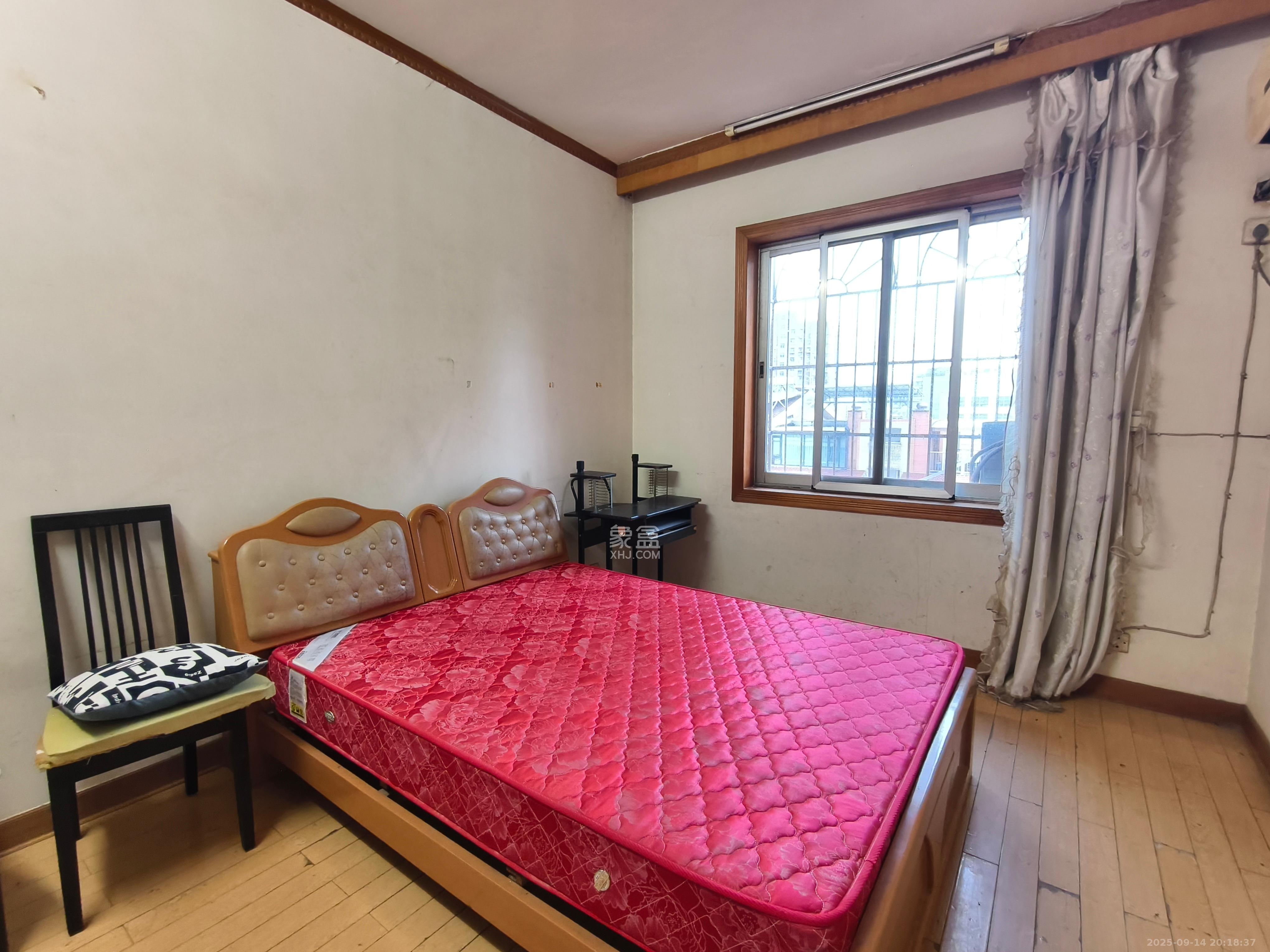 环达路桥  3室2厅1卫    1400.0元/月室内图