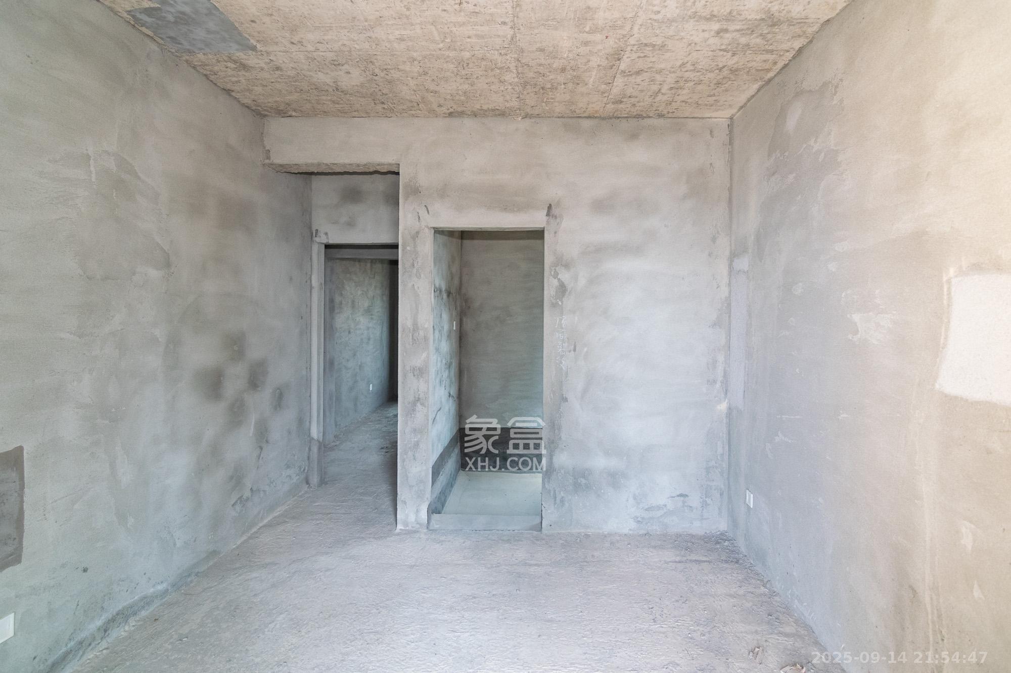 富兴悦府(富兴学府名邸) 4室2厅2卫 73.0万 富兴悦府(富兴学府名邸) 4室2厅2卫 73.0万卧室