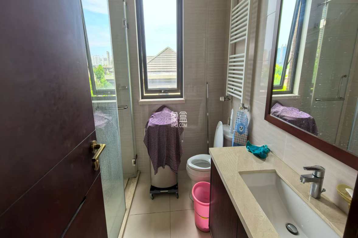 晋合湘水湾(花园洋房) 5室3厅3卫 350.0万 晋合湘水湾(花园洋房) 5室3厅3卫 350.0万室内图