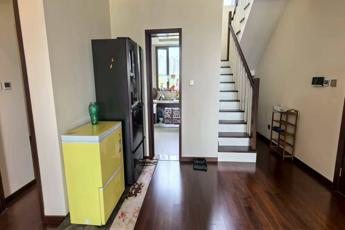 晋合湘水湾(花园洋房) 5室3厅3卫 350.0万 晋合湘水湾(花园洋房) 5室3厅3卫 350.0万室内图