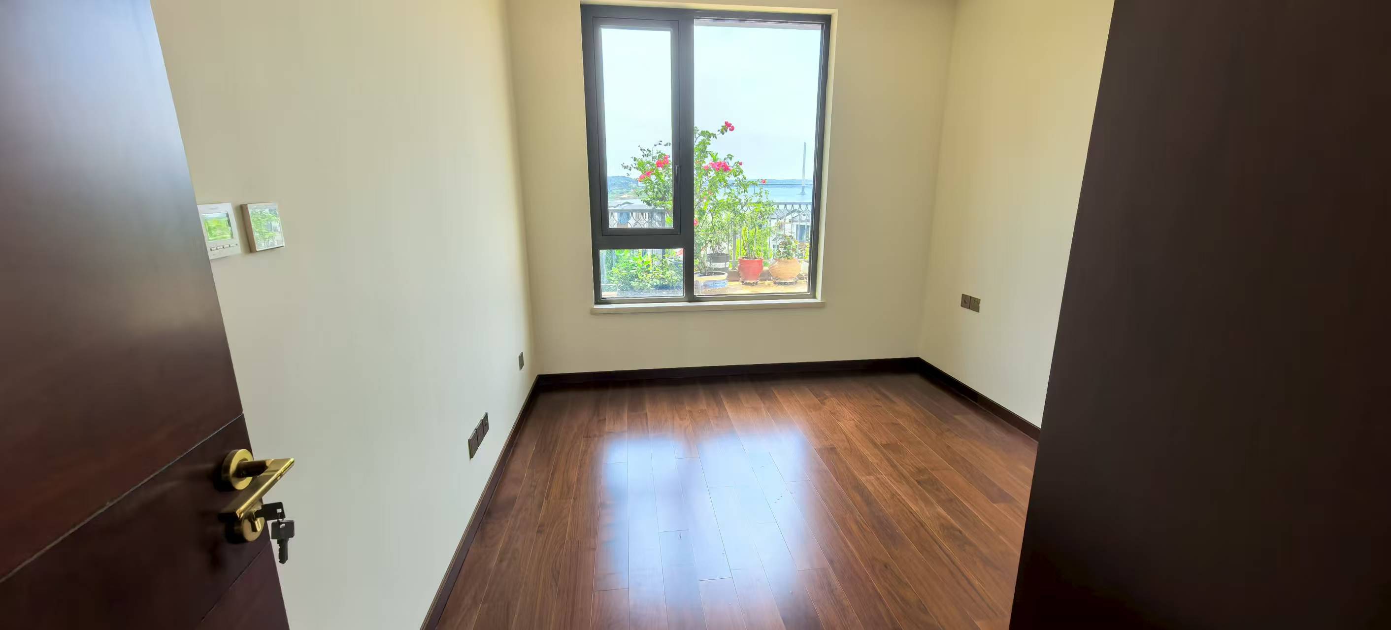 晋合湘水湾(花园洋房) 5室3厅3卫 350.0万 晋合湘水湾(花园洋房) 5室3厅3卫 350.0万室内图