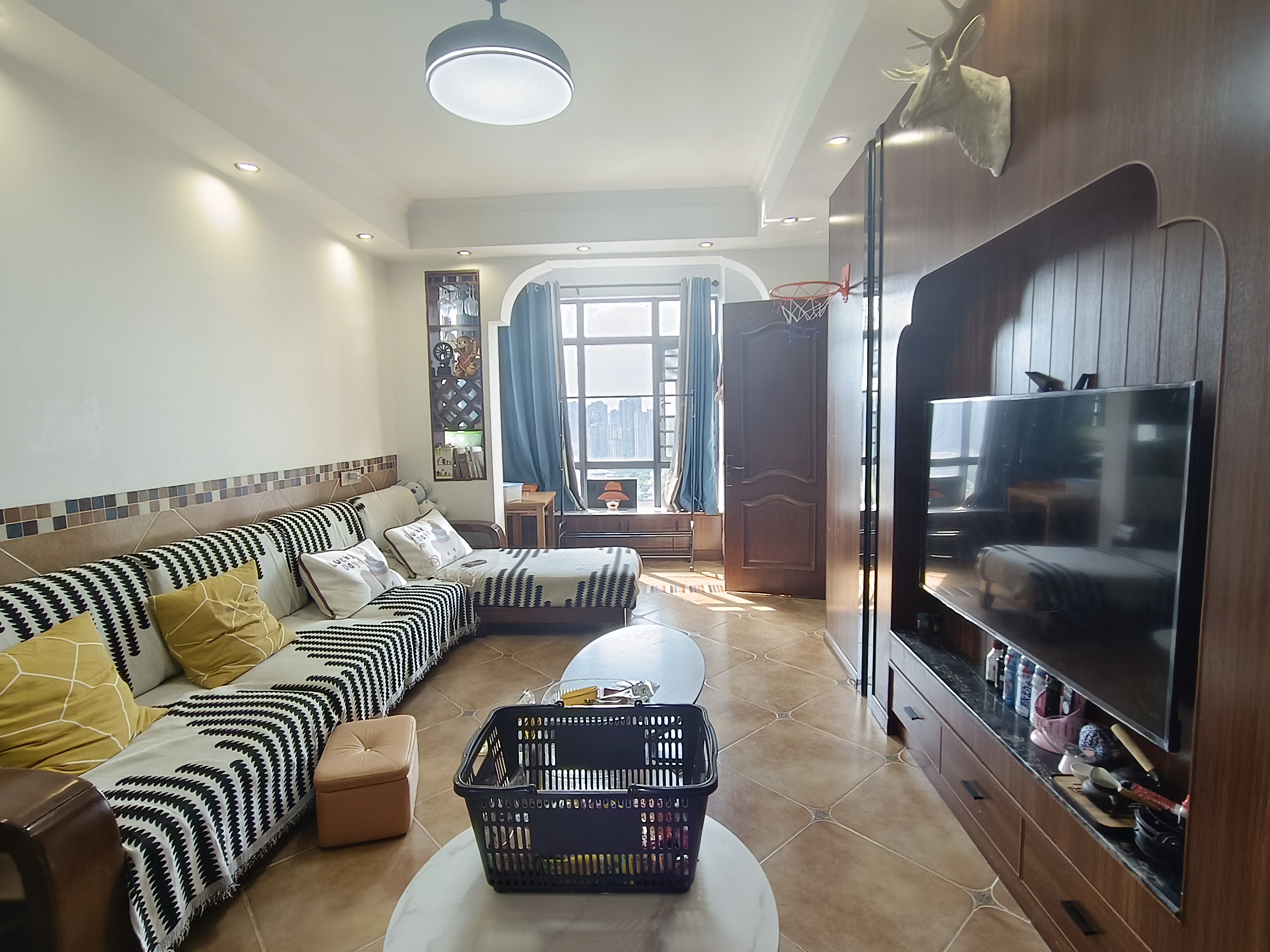 流金岁月-华晨国际 2室2厅1卫 58.0万 流金岁月-华晨国际 2室2厅1卫 58.0万室内图