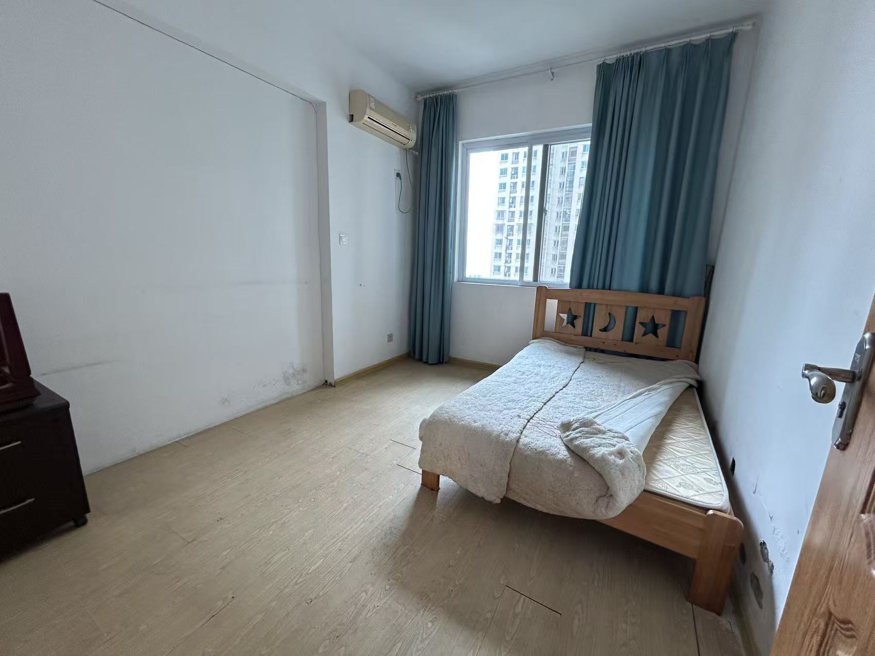 康馨佳园  4室2厅1卫    60.0万室内图