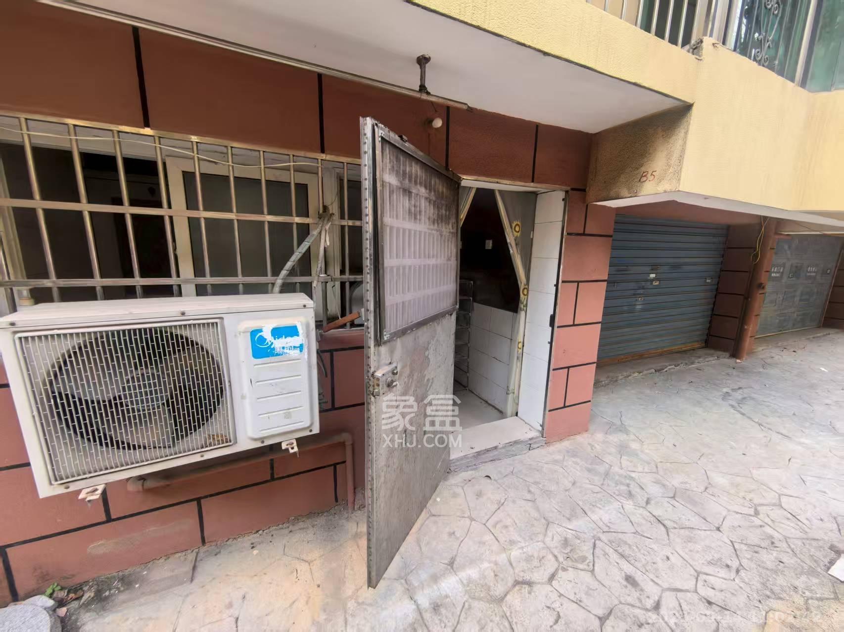 恩瑞麓山名园(龙王港小区)  1室0厅1卫    600.0元/月 恩瑞麓山名园(龙王港小区)  1室0厅1卫    600.0元/月室内图