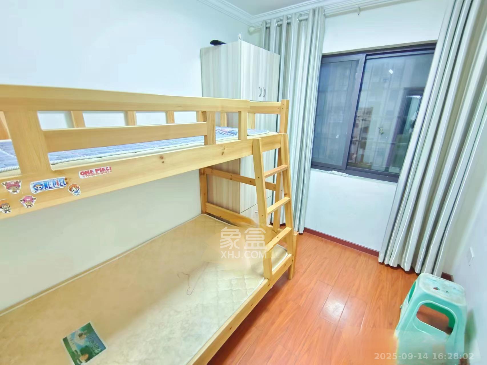 奥克斯缔壹城  3室2厅1卫    2200.0元/月室内图