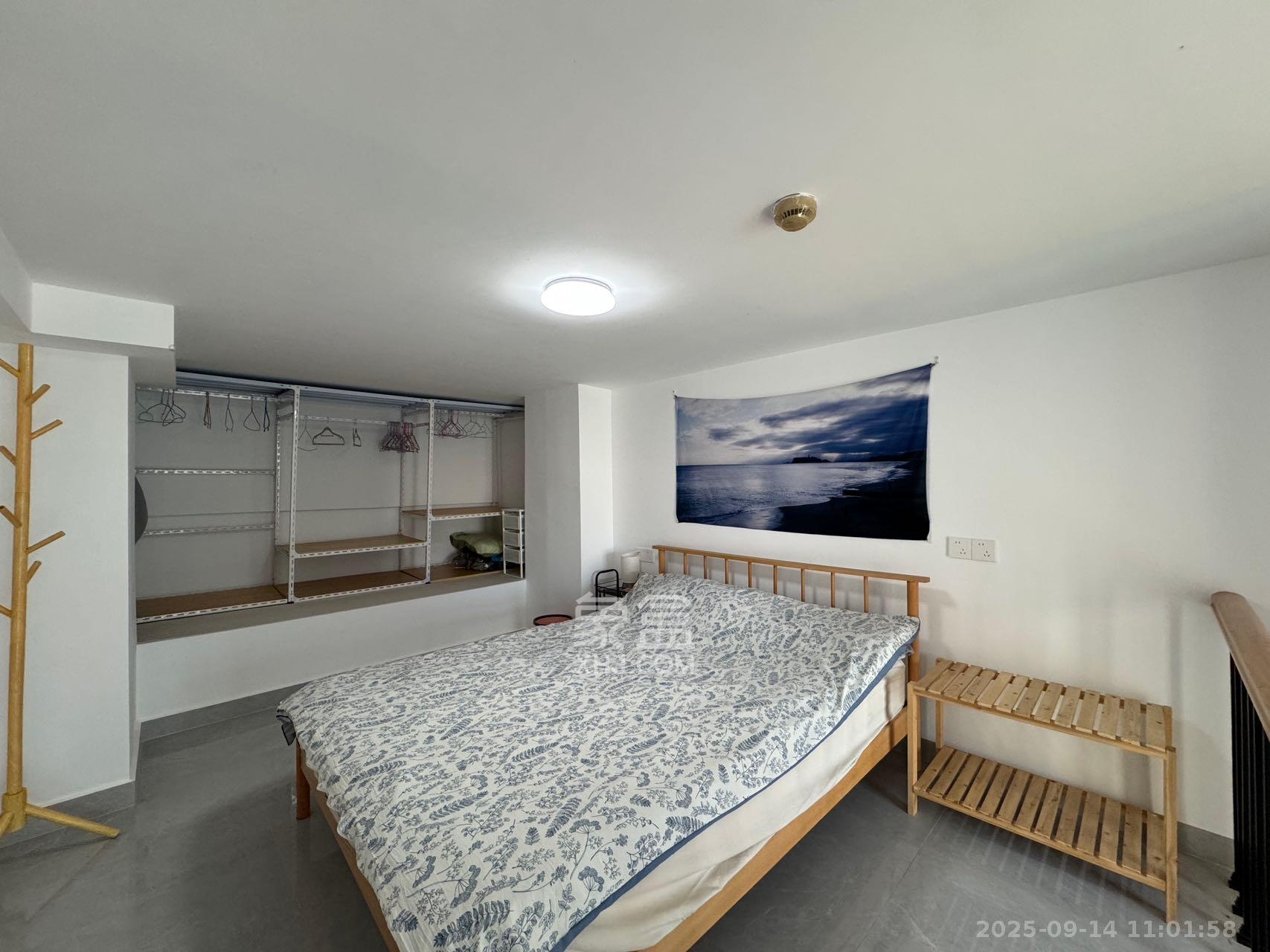 卓越中寰 2室1厅1卫 2100.0元/月 卓越中寰 2室1厅1卫 2100.0元/月室内图