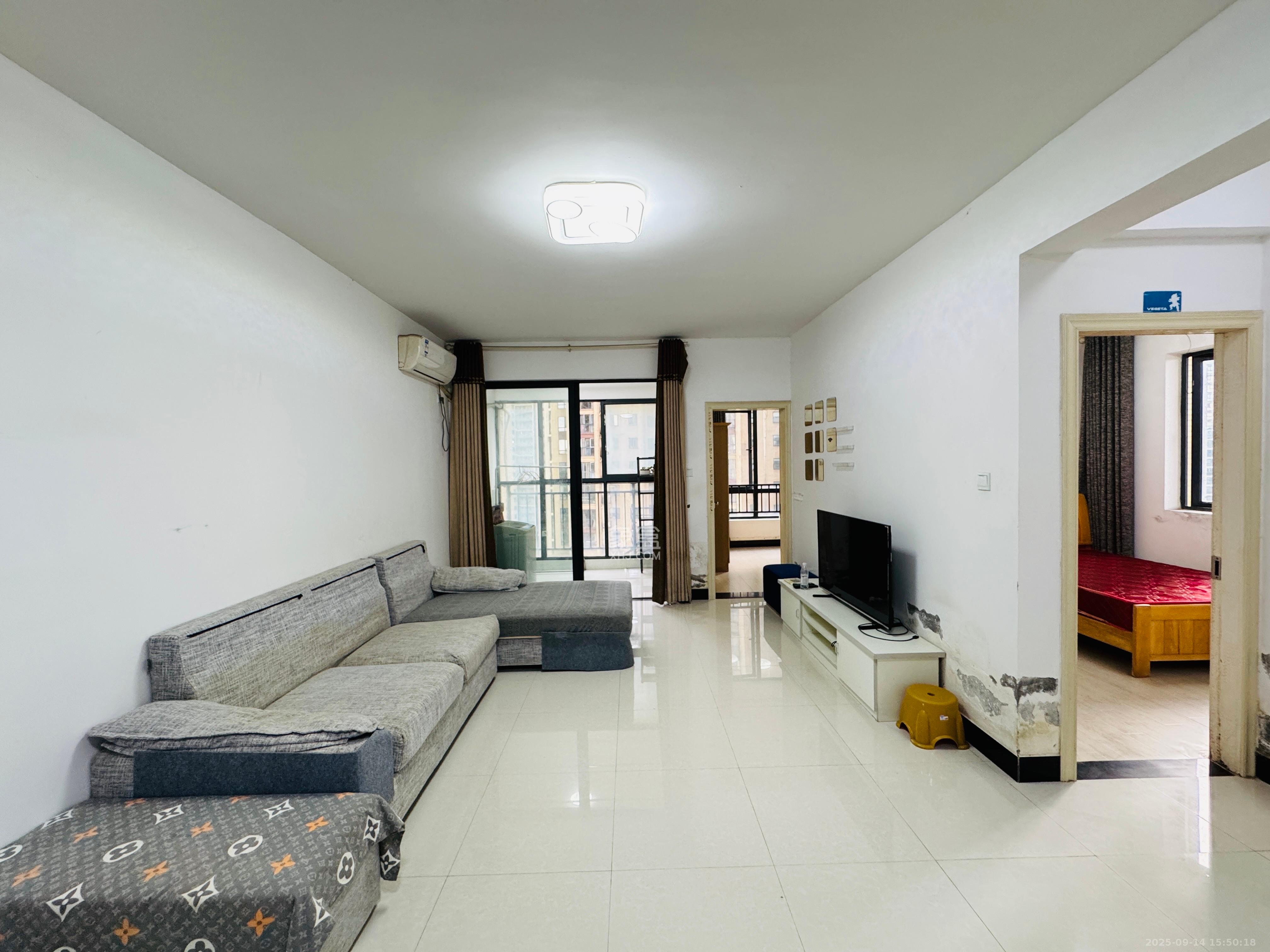 乾城（兴旺乾城）  3室2厅1卫    1800.0元/月室内图