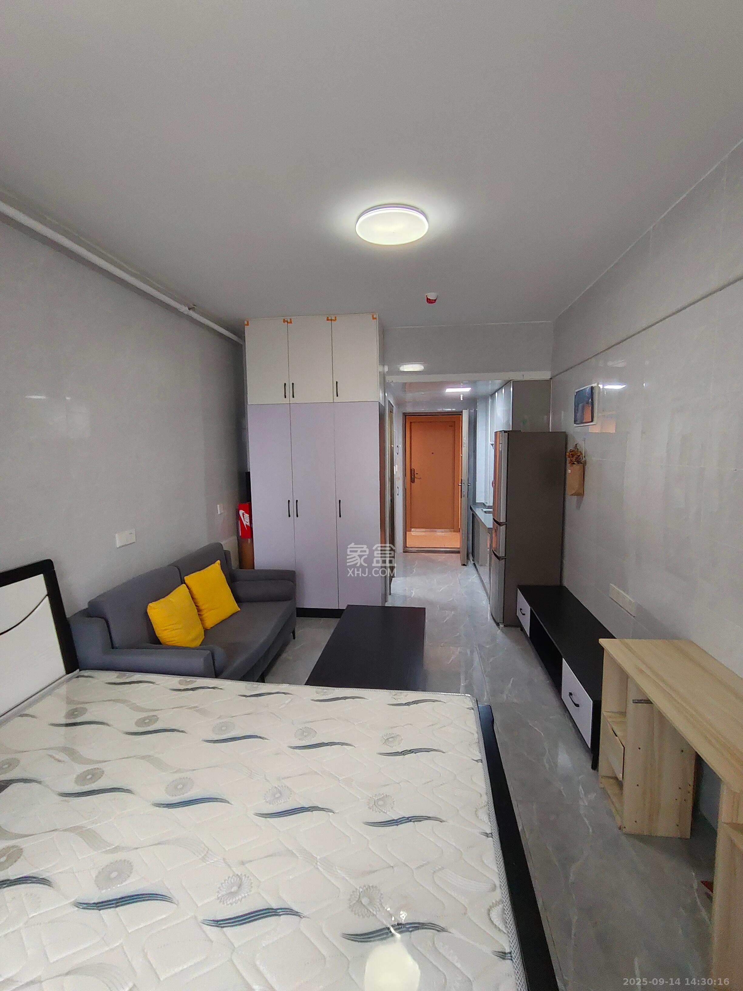 金地铂悦 1室0厅0卫 1100.0元/月 金地铂悦 1室0厅0卫 1100.0元/月室内图