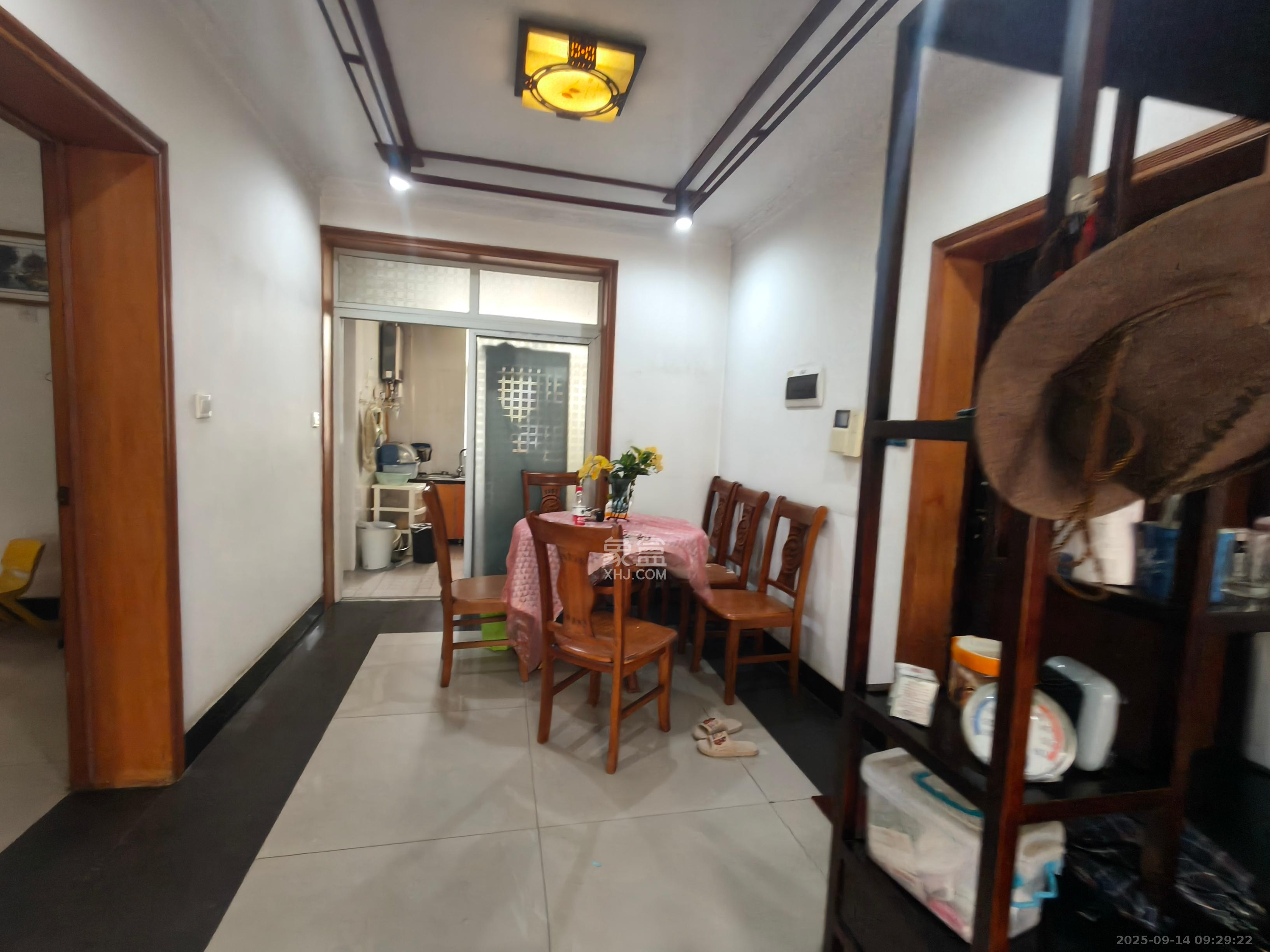 锦湘国际星城二期(锦雅苑)  2室2厅1卫    2000.0元/月 锦湘国际星城二期(锦雅苑)  2室2厅1卫    2000.0元/月室内图