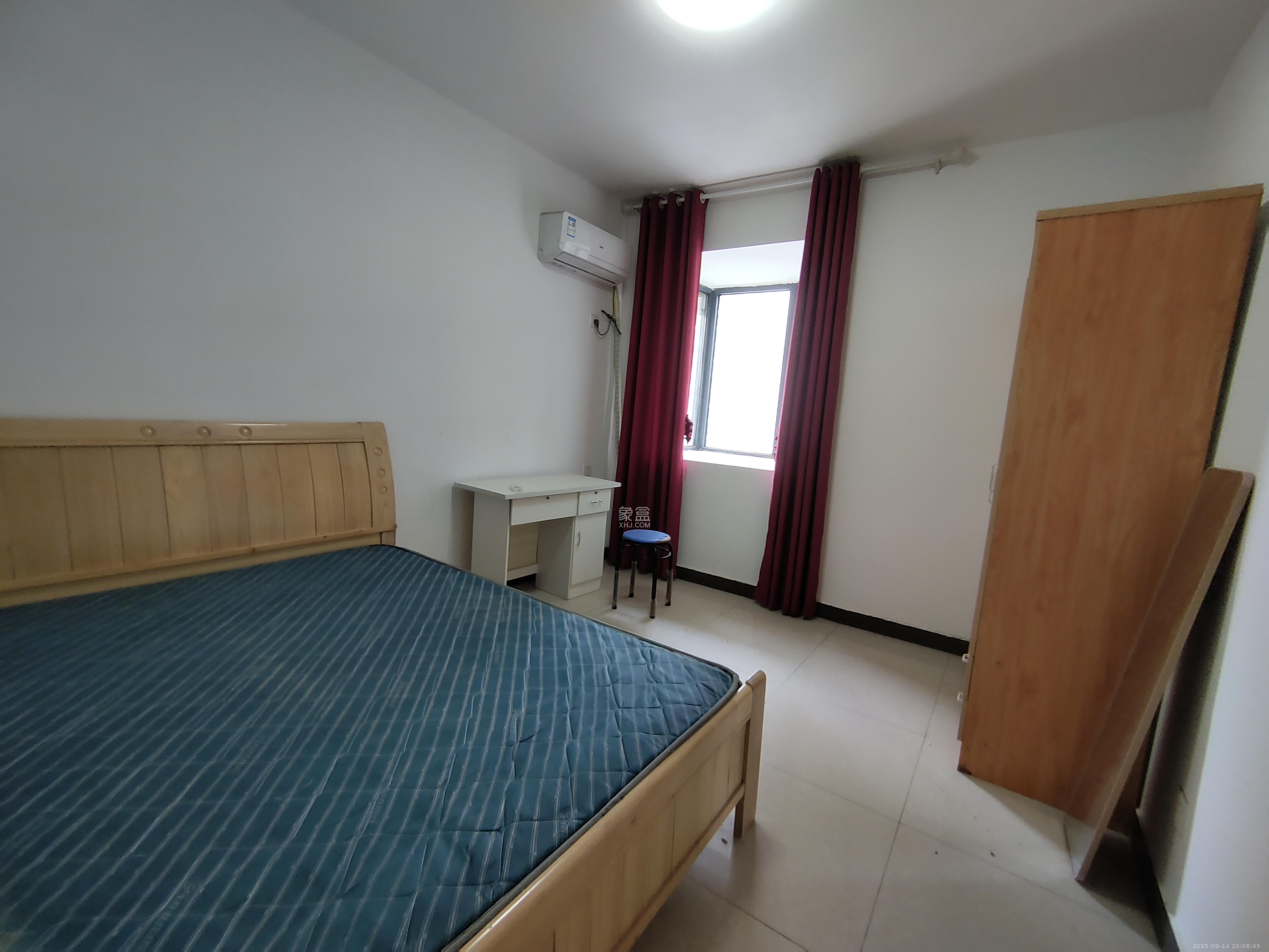 明发国际城  2室2厅1卫    1800.0元/月室内图