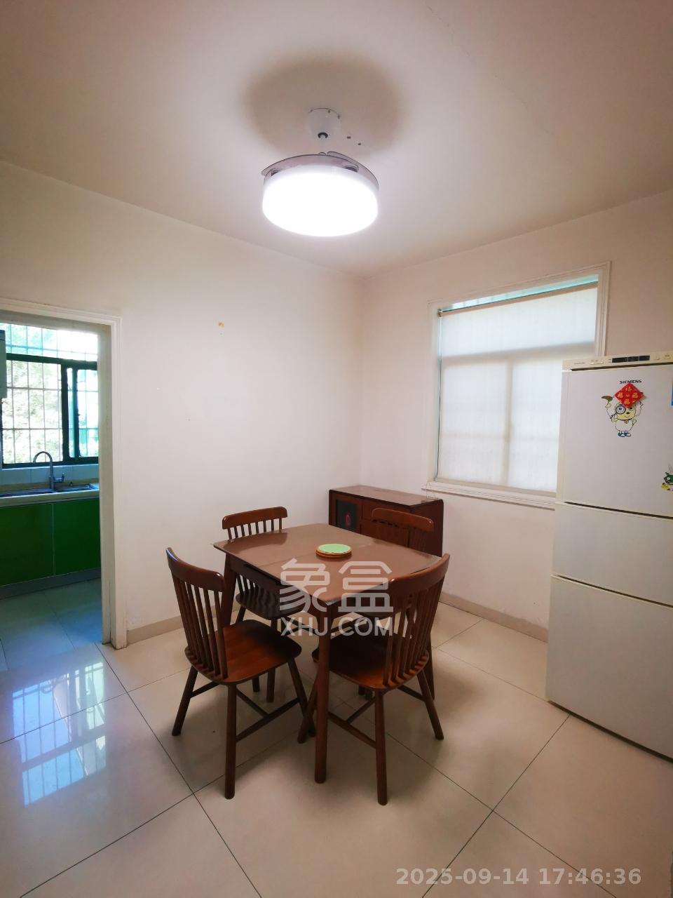 柠檬丽都  3室2厅2卫    2200.0元/月室内图