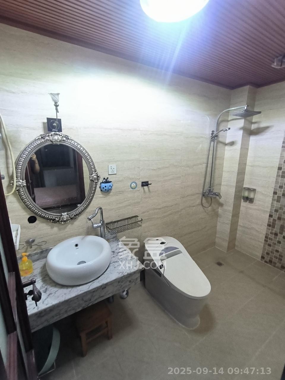 恒盛世家 4室2厅2卫 2800.0元/月 恒盛世家 4室2厅2卫 2800.0元/月室内图