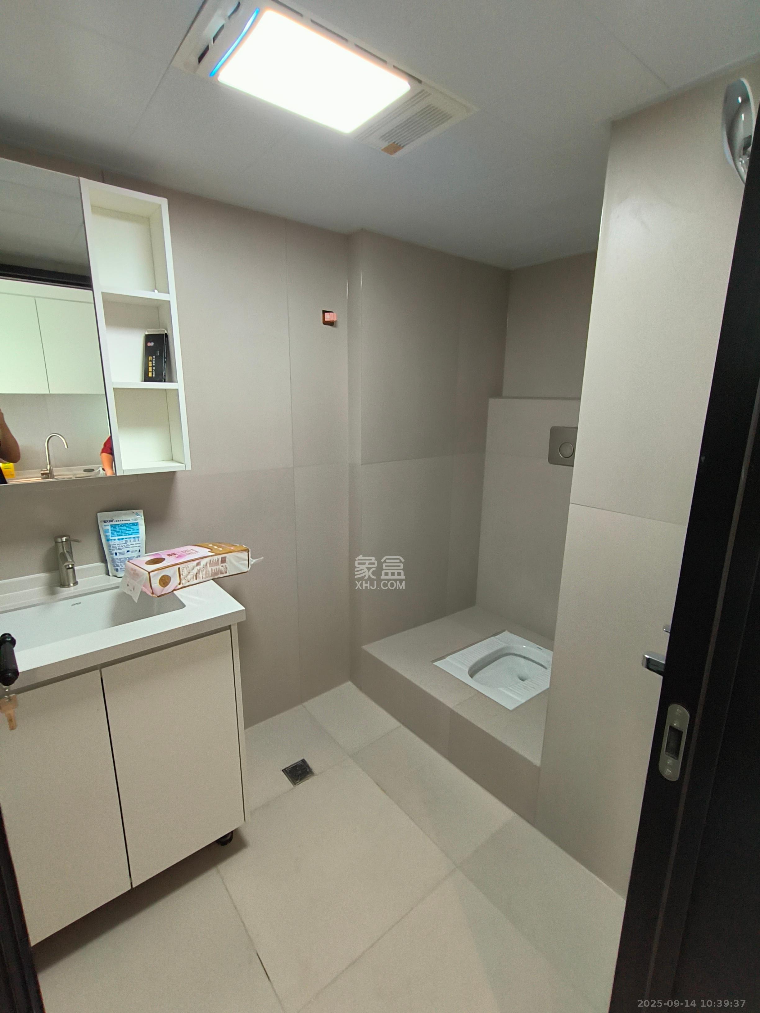 恒大珺悦府 1室1厅1卫 2200.0元/月 恒大珺悦府 1室1厅1卫 2200.0元/月室内图