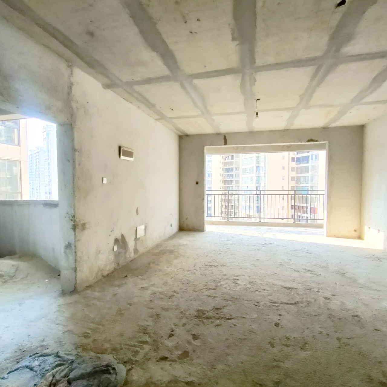 金和天下 3室2厅2卫 59.8万 金和天下 3室2厅2卫 59.8万客厅