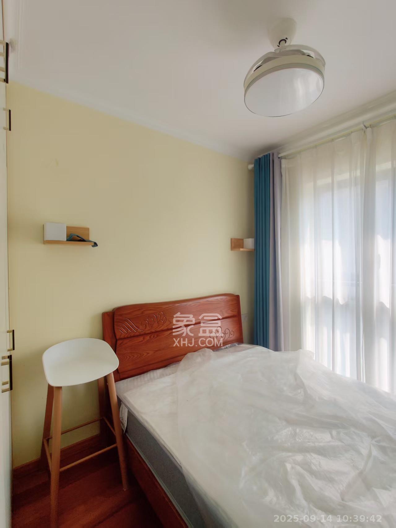 勤诚达境界城  3室2厅2卫    2400.0元/月室内图