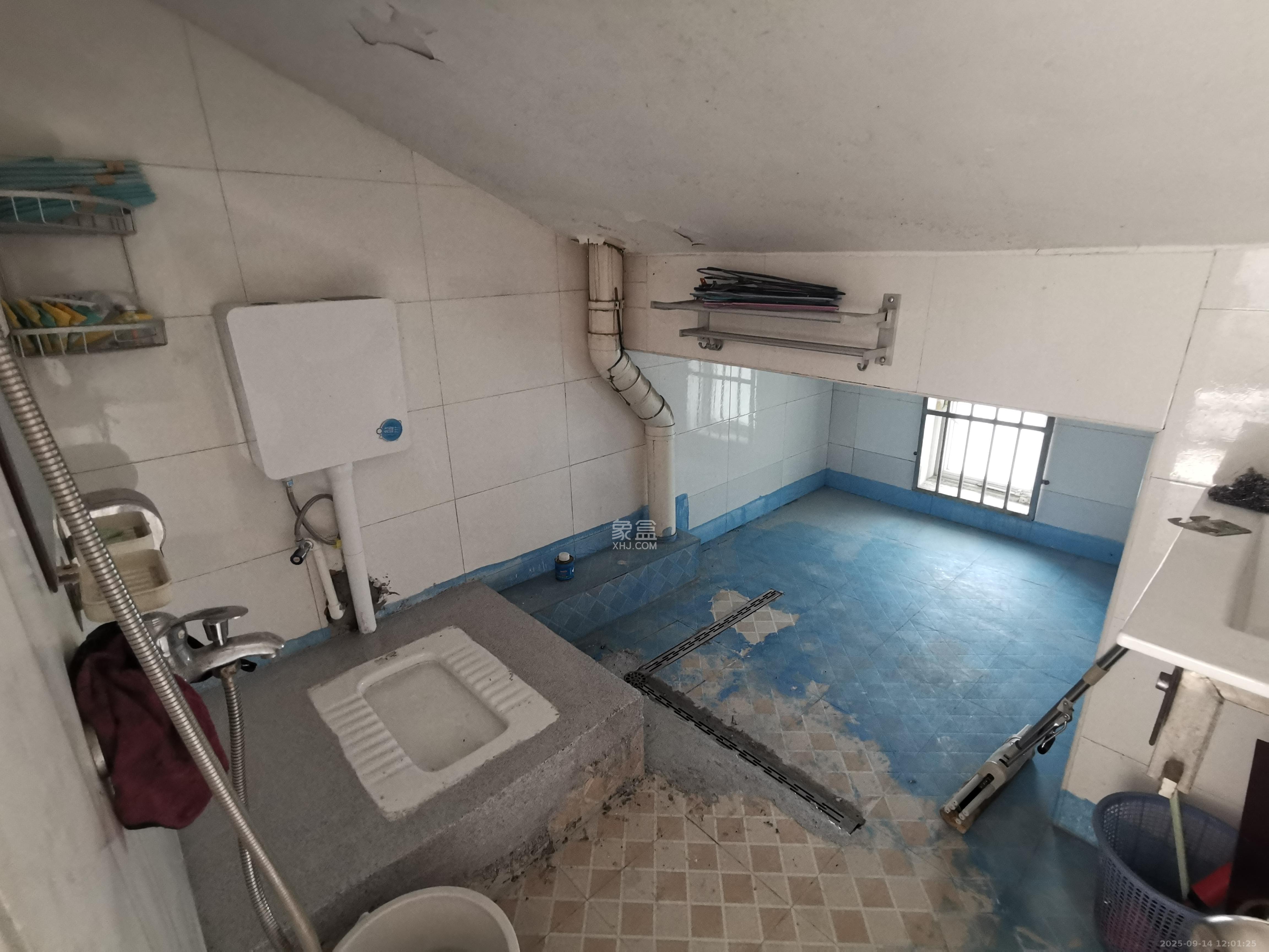 鄱阳小区 1室1厅1卫 900.0元/月 鄱阳小区 1室1厅1卫 900.0元/月室内图