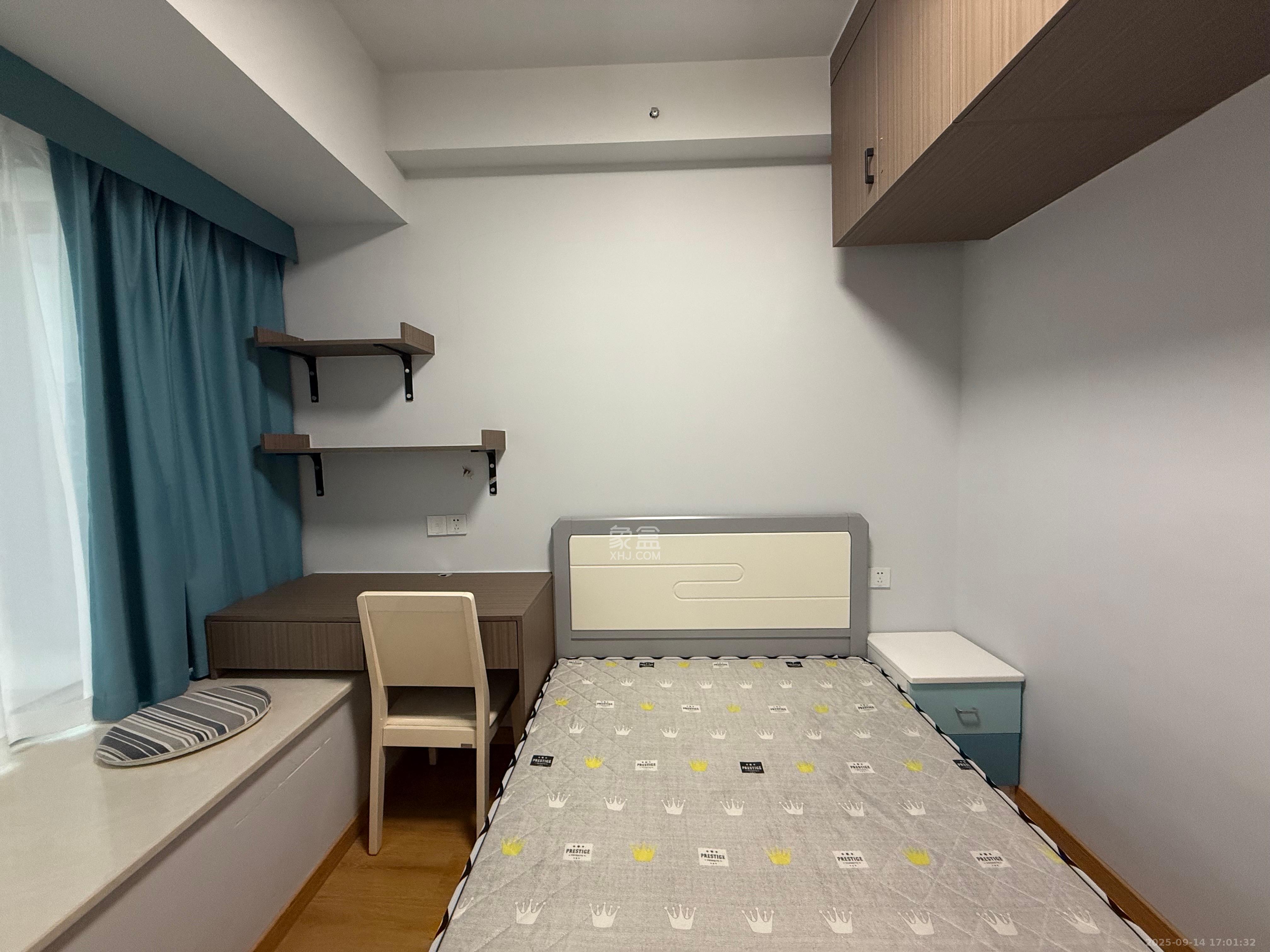 龙湖铂金岛  2室1厅1卫   2600.00元/月室内图