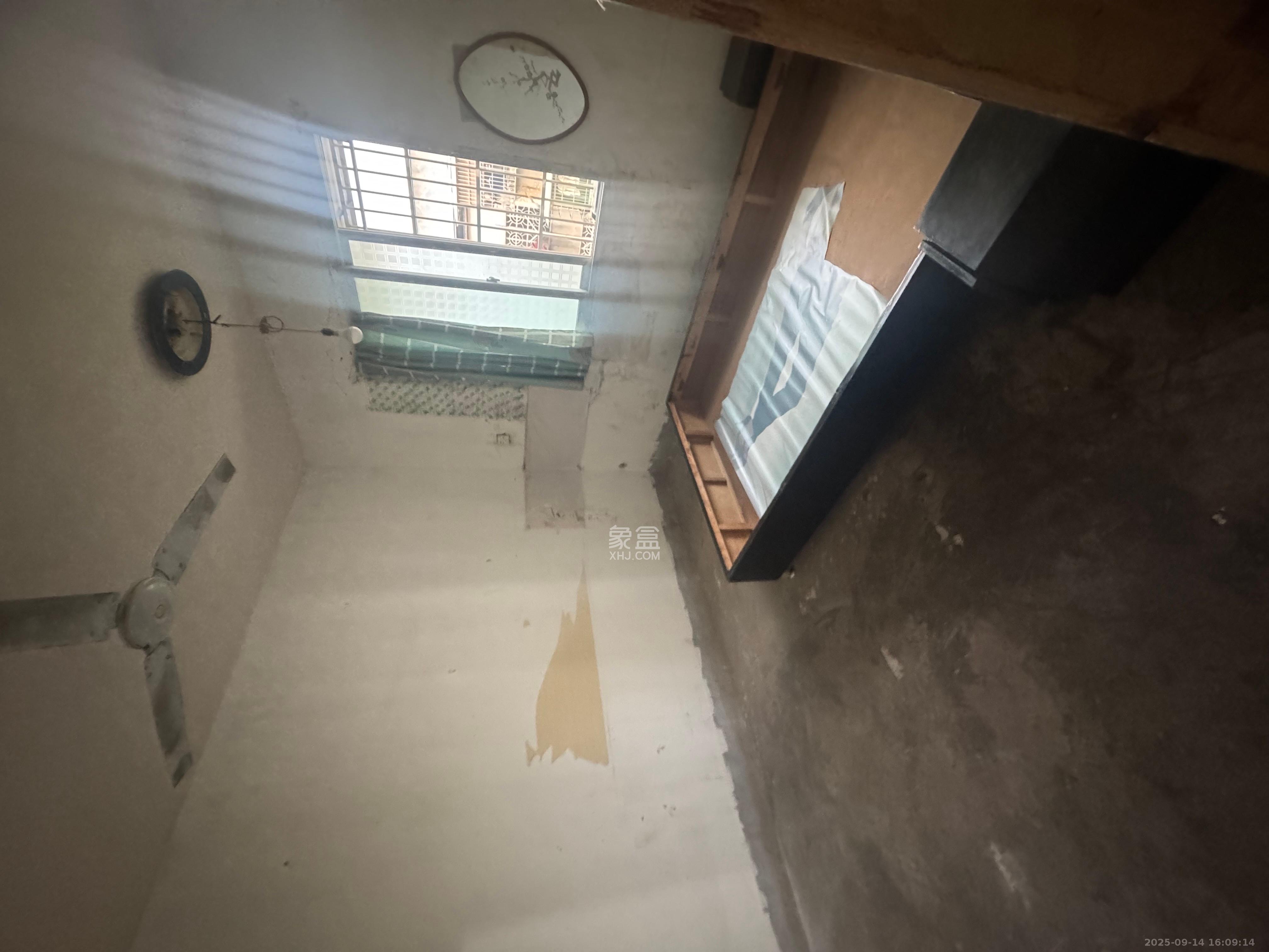 长坡社区 2室1厅1卫 1000.0元/月 长坡社区 2室1厅1卫 1000.0元/月室内图